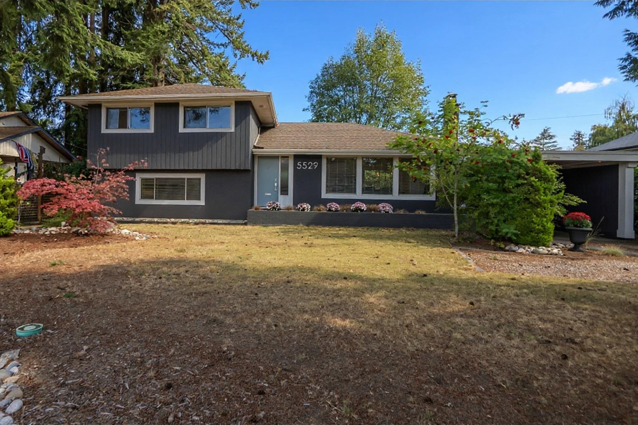 5529 8a Avenue, Delta, V4M 1V2 — photo 1