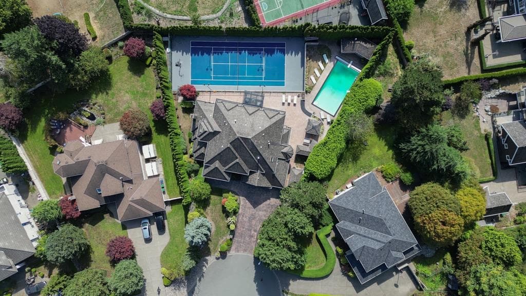 12256 57 Avenue, Surrey, V3X 3H7 — photo 1