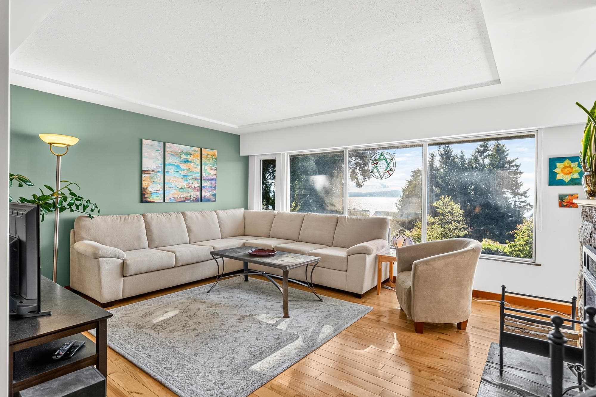 4735 Laurel Avenue, Sechelt, V7Z 0B4 — photo 3