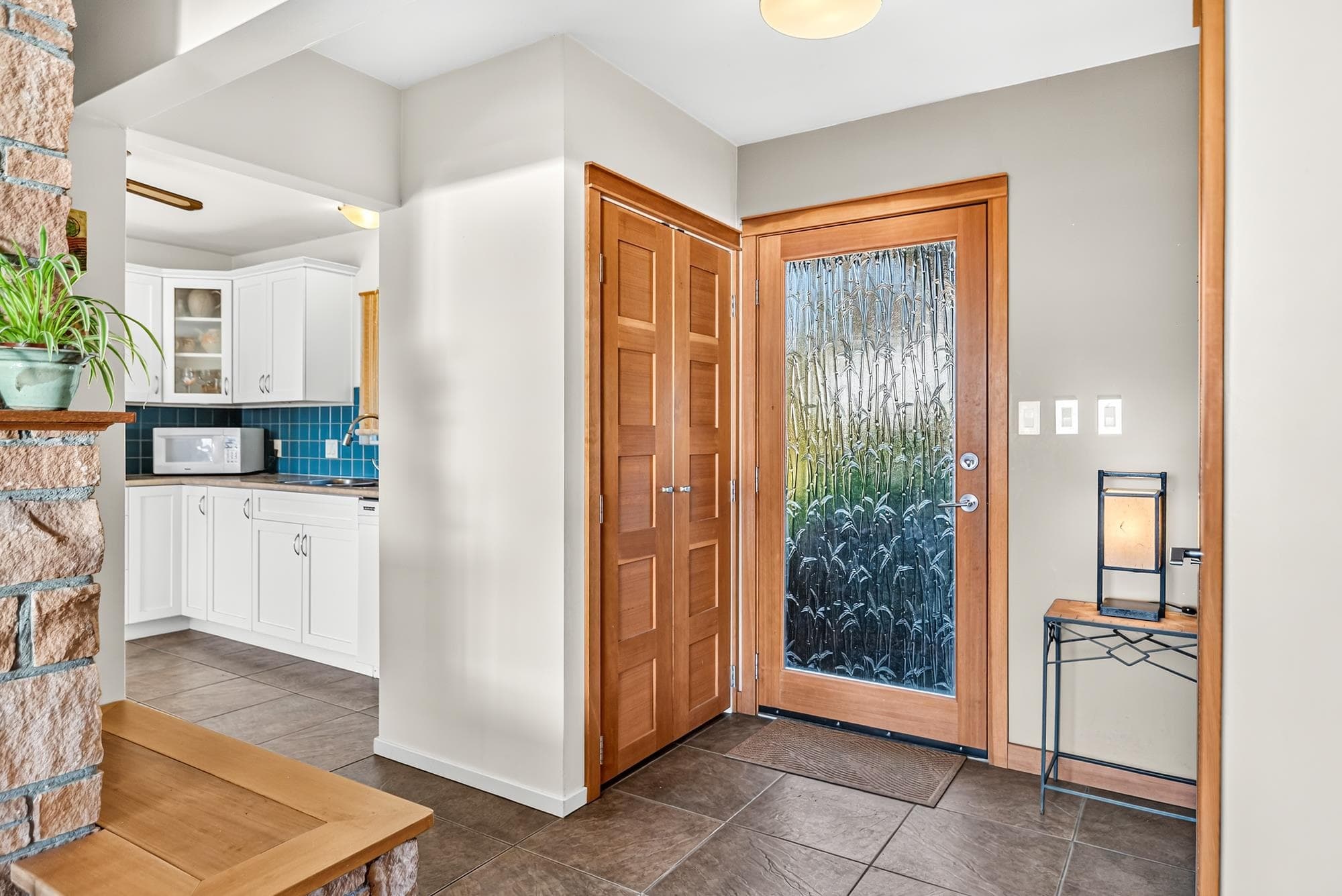 4735 Laurel Avenue, Sechelt, V7Z 0B4 — photo 5