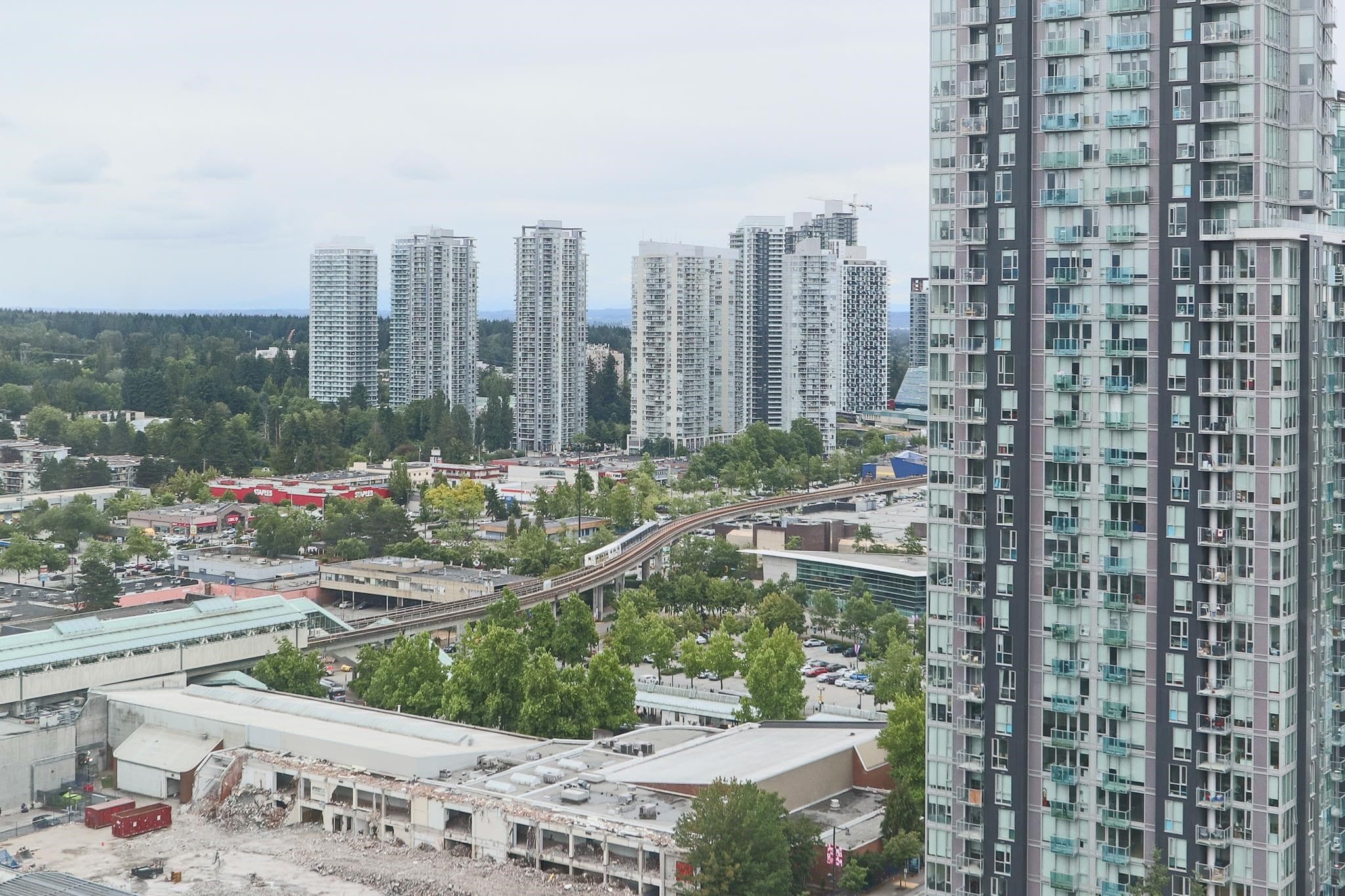 2911 - 13398 104 Avenue, Surrey, V3T 1V6 — photo 2