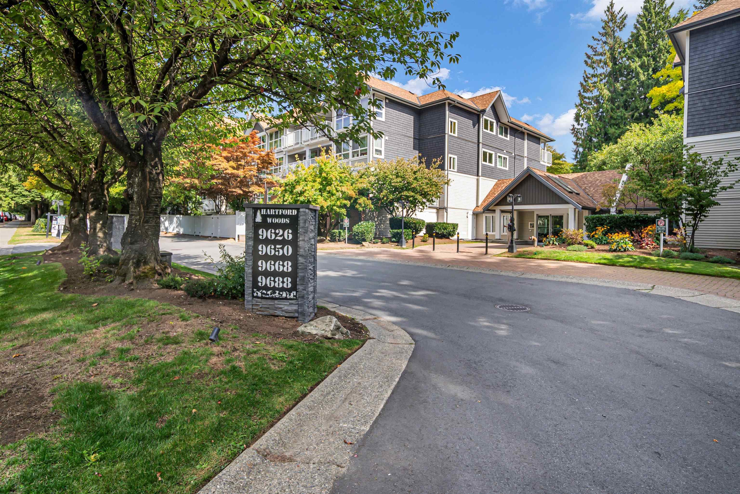 202 - 9650 148 Street, Surrey, V3R 0W2 — photo 3