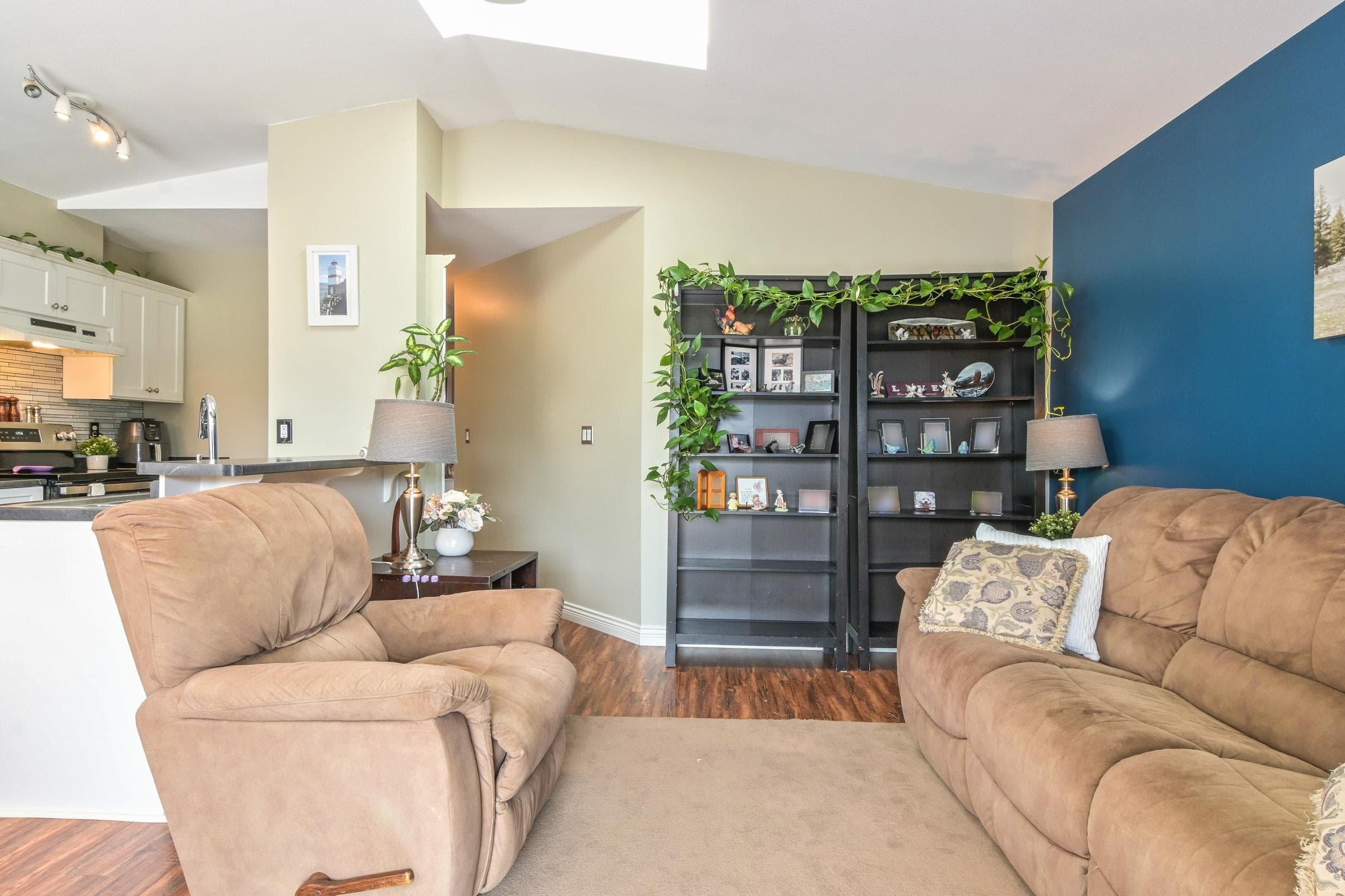 83A - 45918 Knight Road, Chilliwack, V2R 3X4 — photo 2
