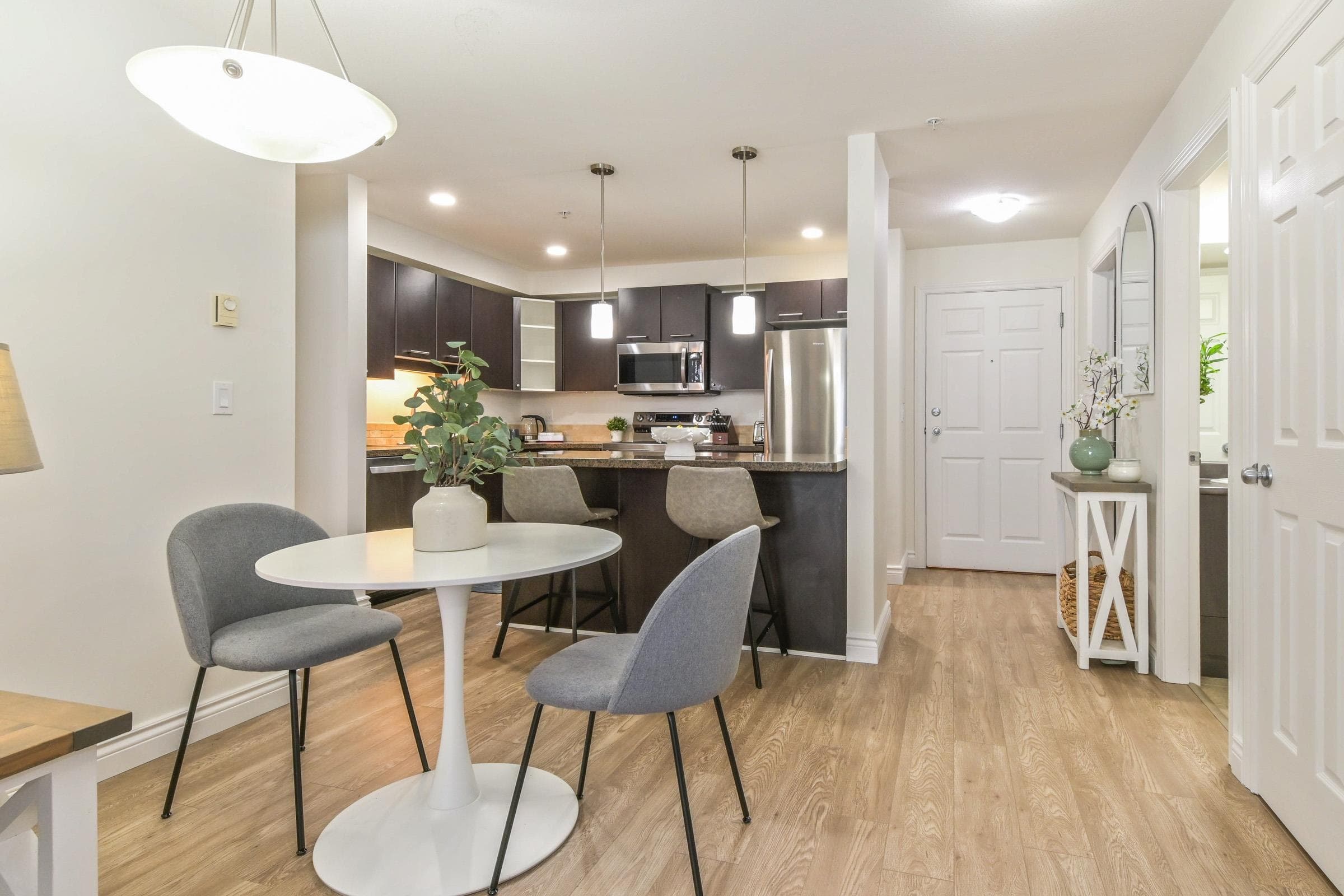 209 - 5454 198 Street, Langley, V3A 1G2 — photo 2