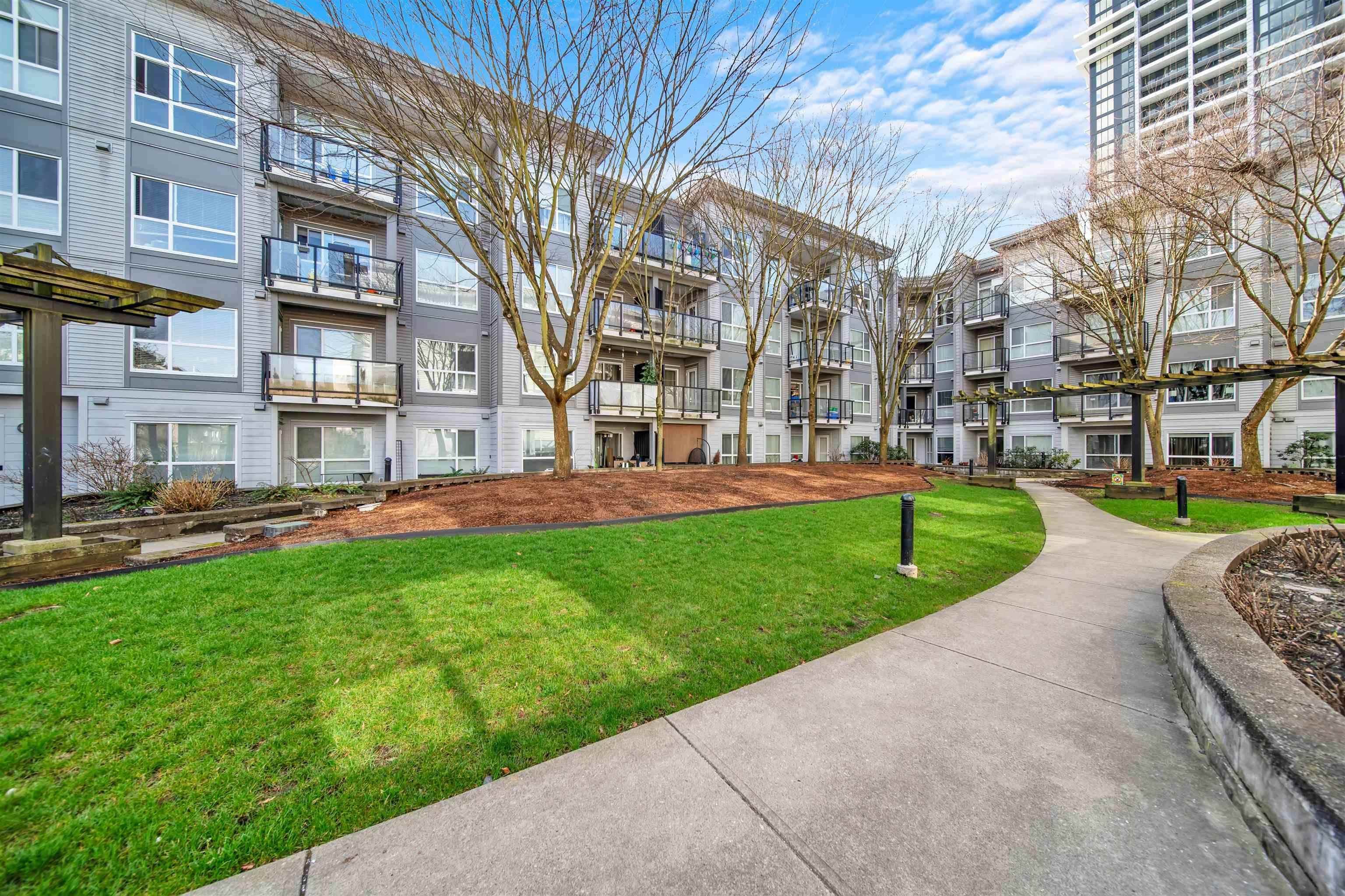 437 - 13733 107a Avenue, Surrey, V3T 0B7 — photo 2