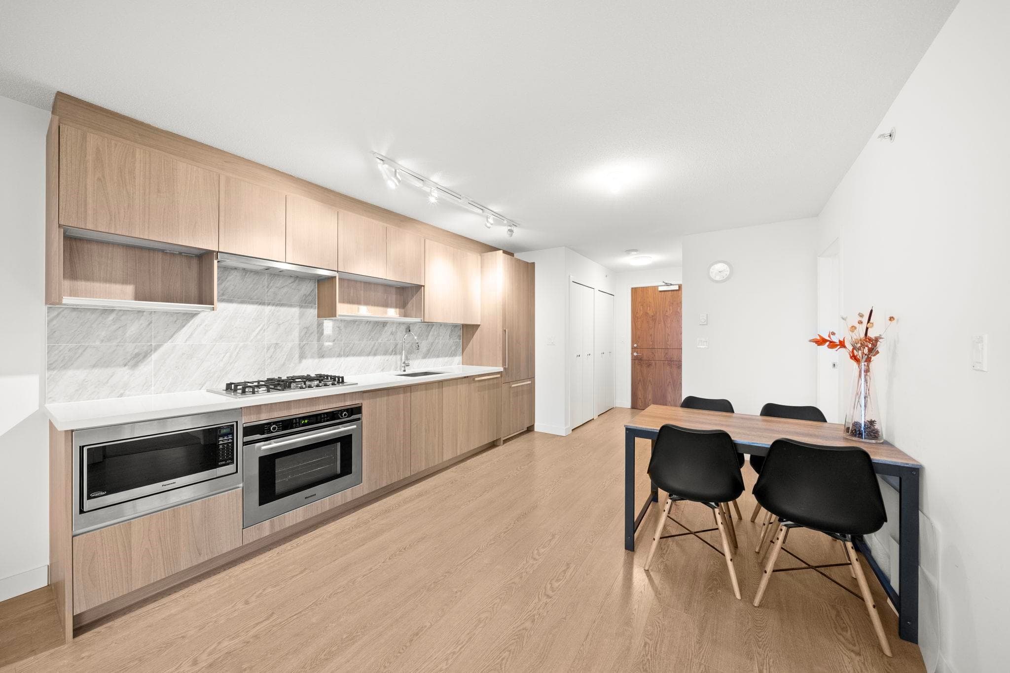3209 - 13696 100 Avenue, Surrey, V3T 0L5 — photo 2