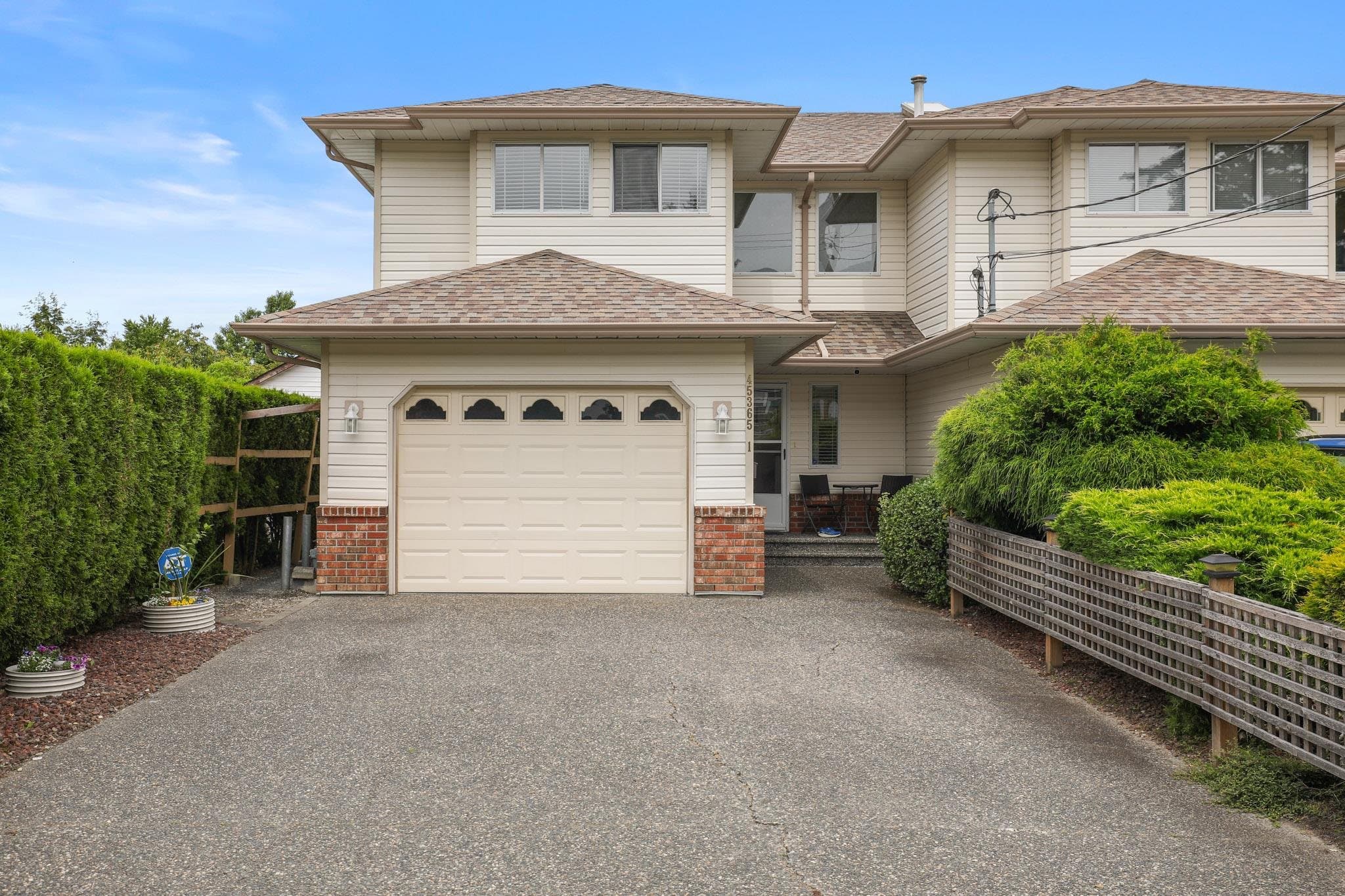 1 - 45365 Watson Road, Chilliwack, V2R 2G6 — photo 2
