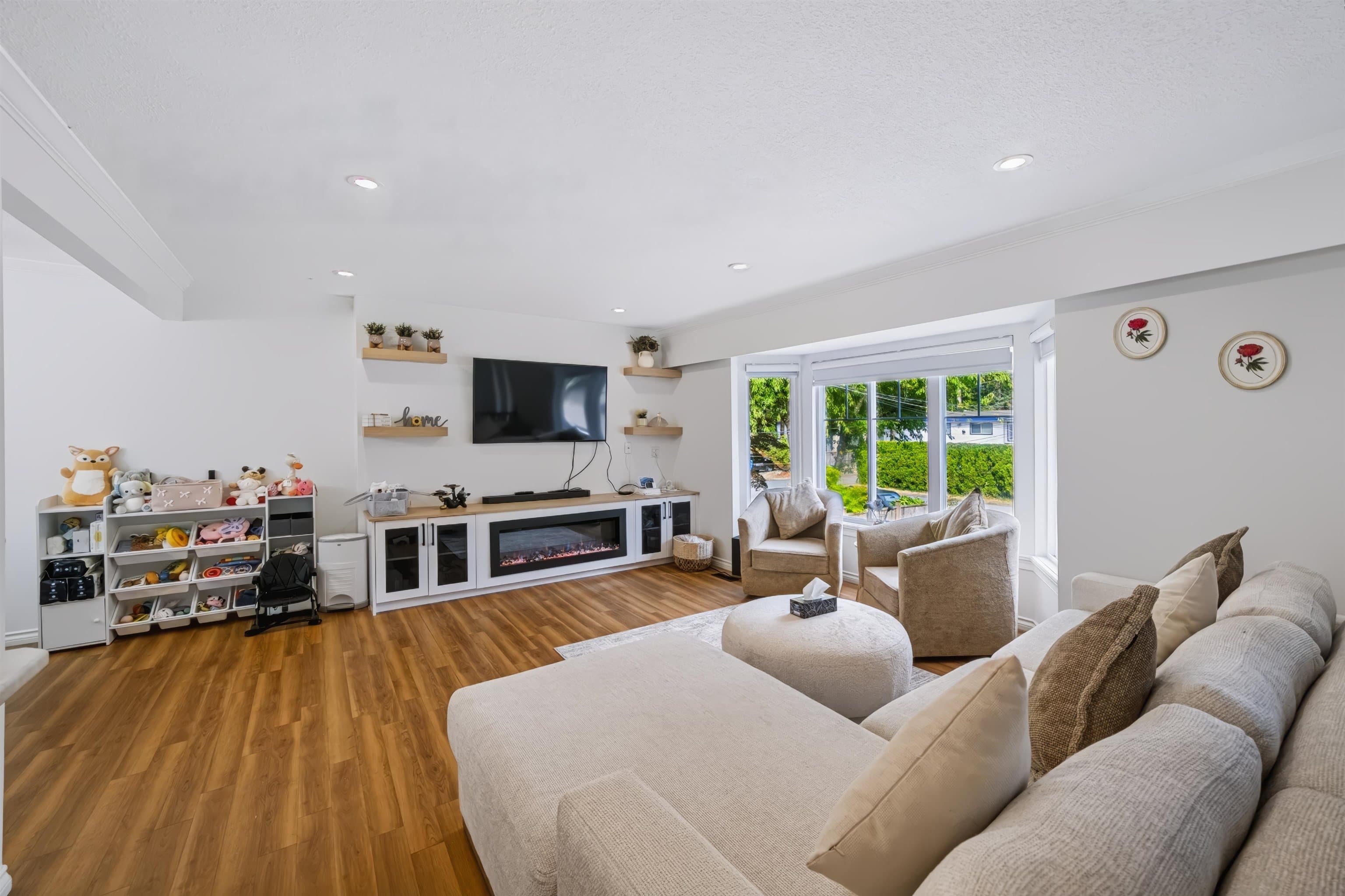 20046 37a Avenue, Langley, V3A 6K4 — photo 5