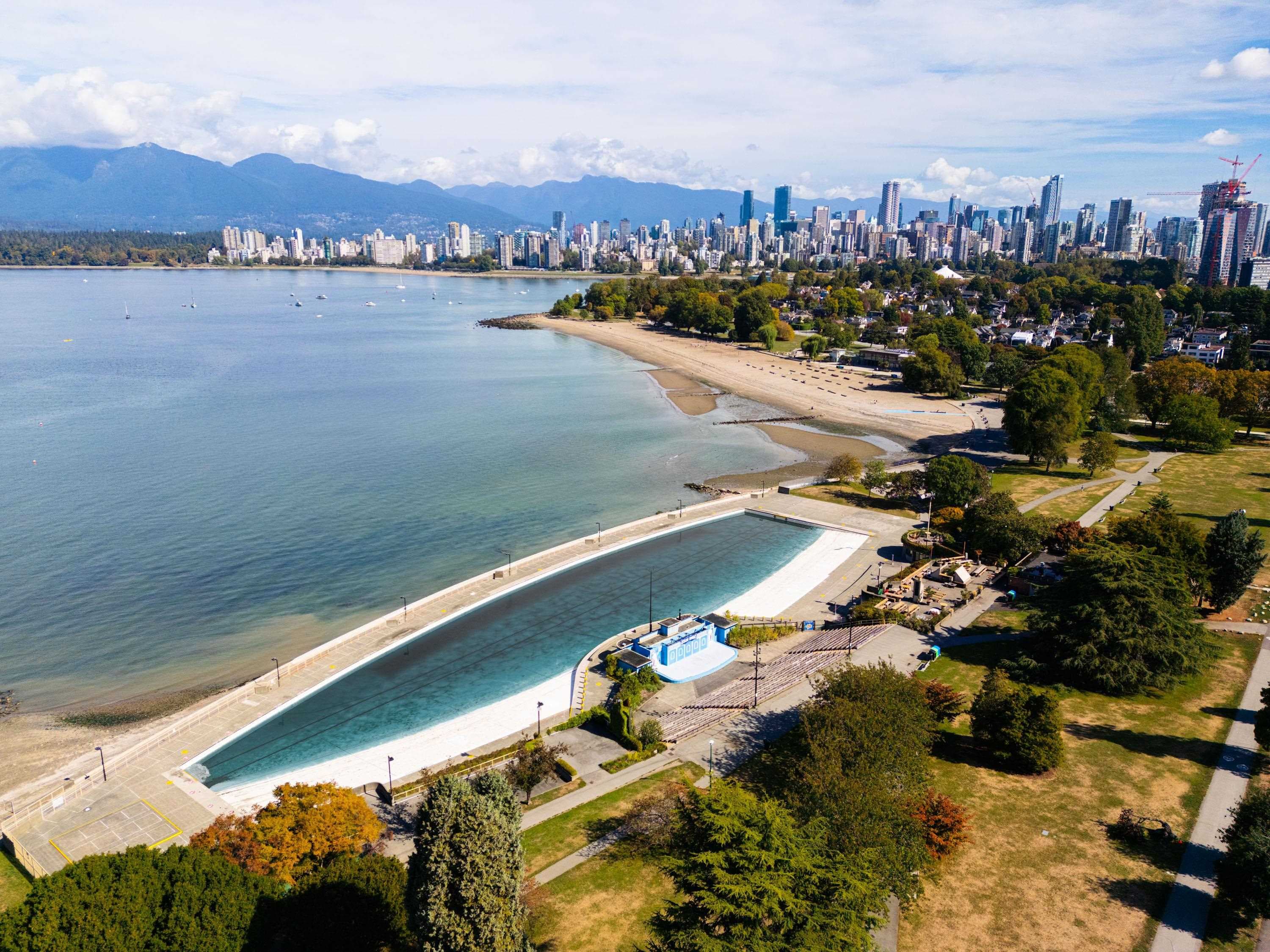 303 - 2450 Cornwall Avenue, Vancouver, V6K 1B8 — photo 3