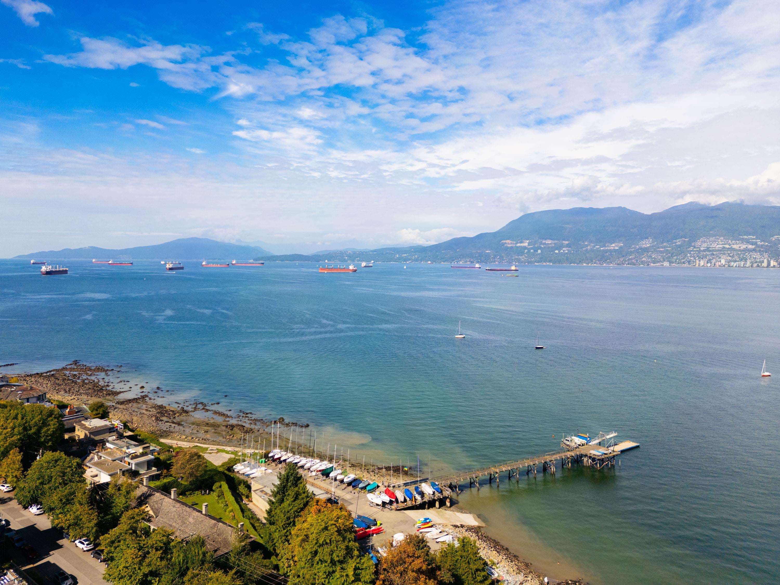 303 - 2450 Cornwall Avenue, Vancouver, V6K 1B8 — photo 4