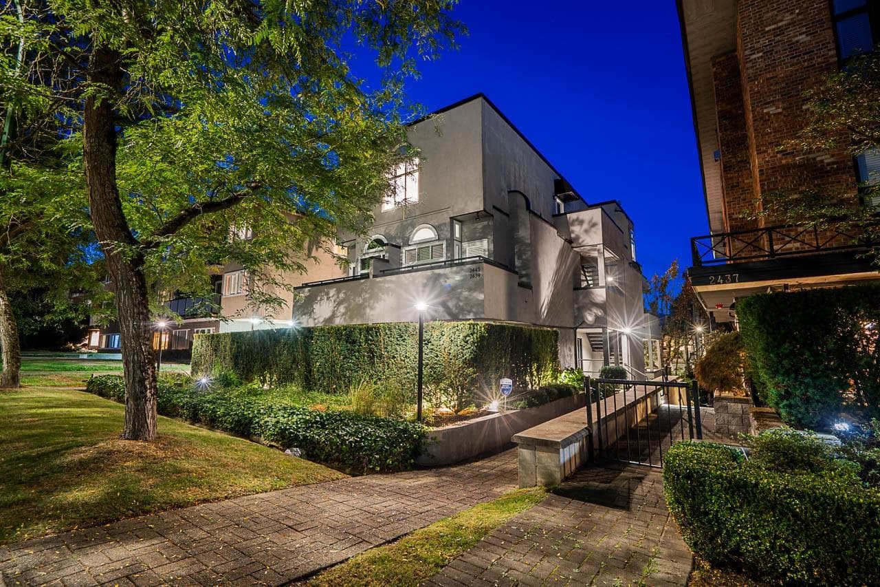 2445 W 1st Avenue, Vancouver, V6K 1G5 — photo 2