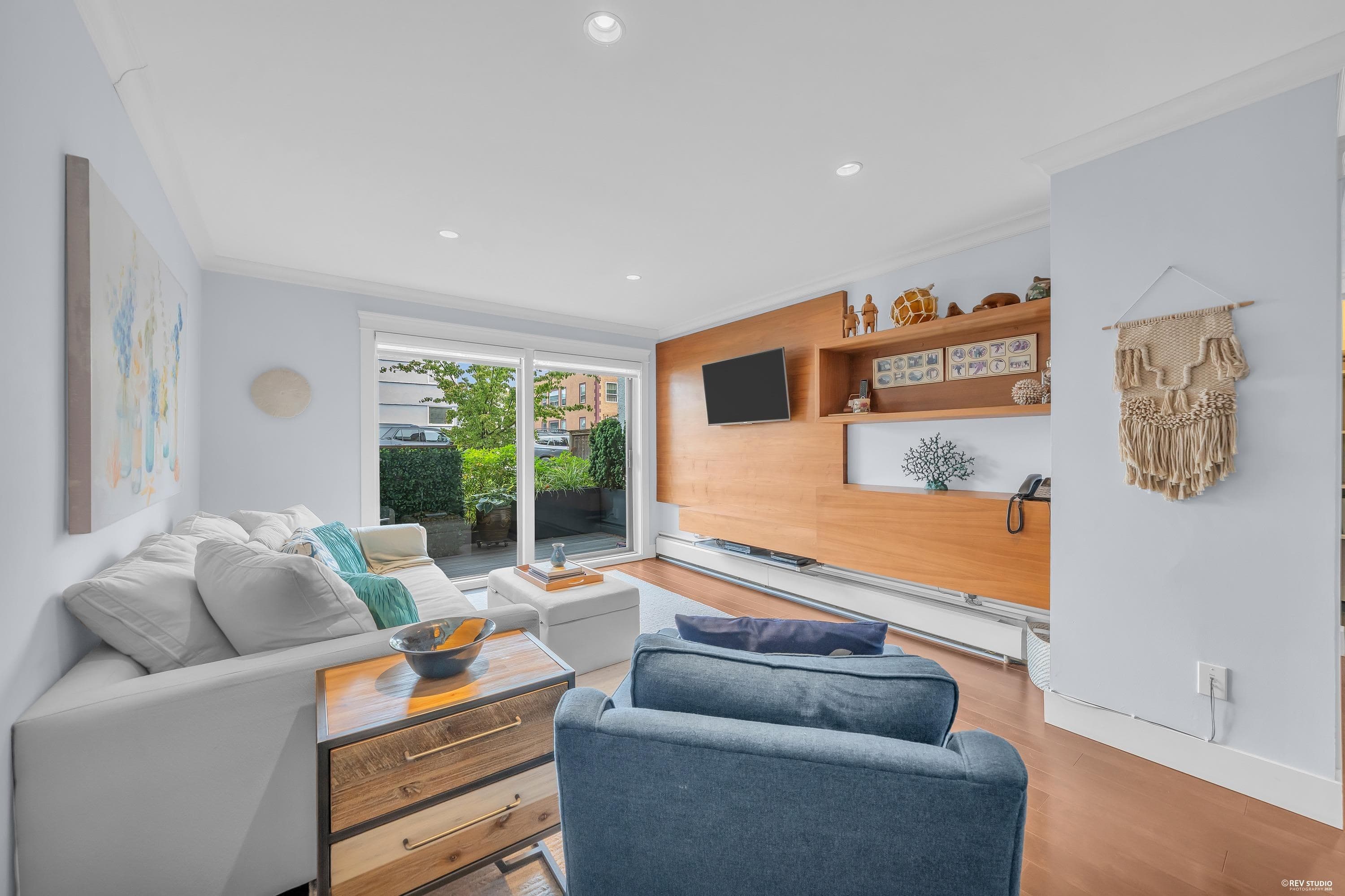 111 - 2040 Cornwall Avenue, Vancouver