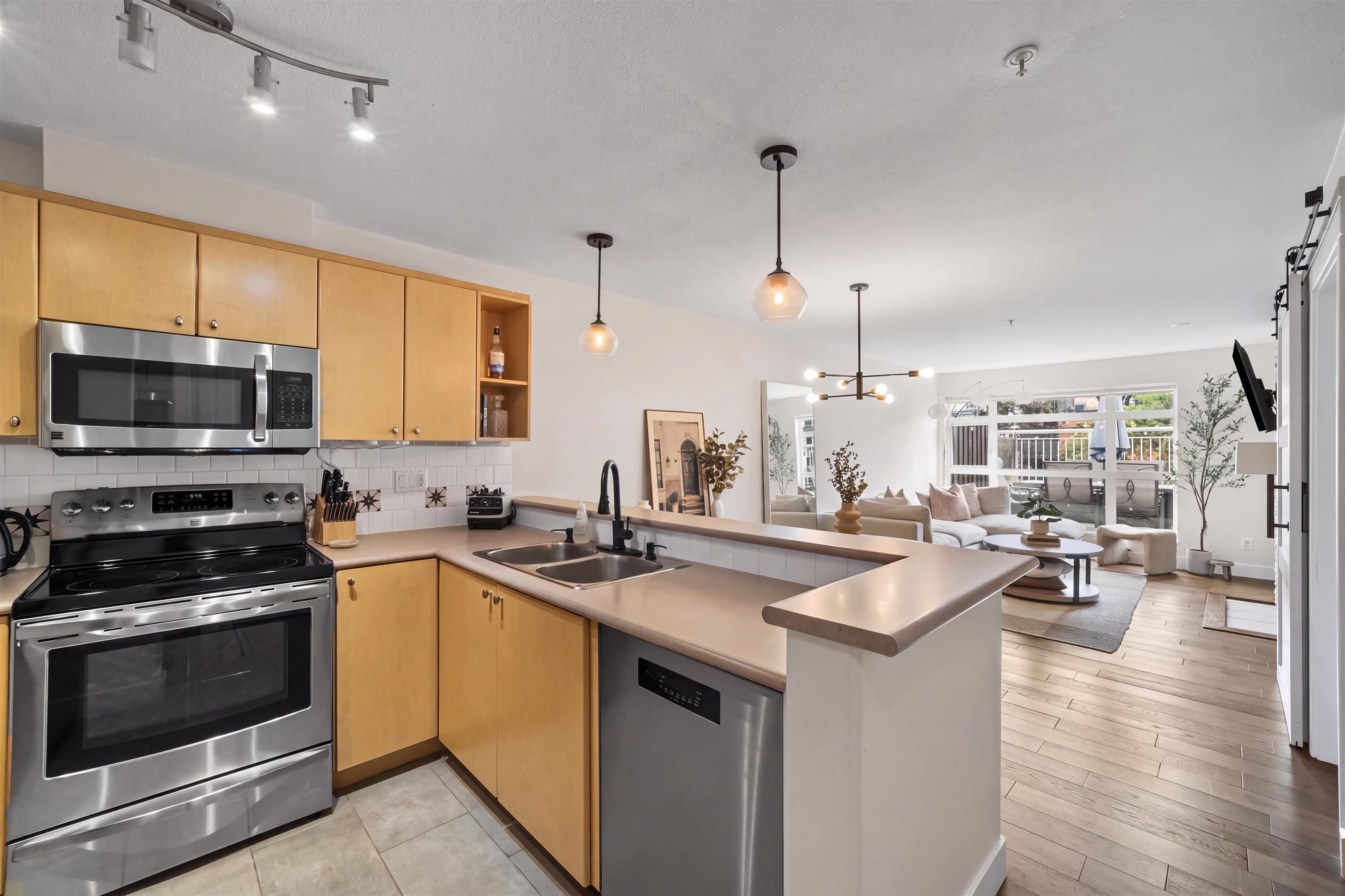 229 - 3122 St Johns Street, Port Moody, V3H 5C8 — photo 3