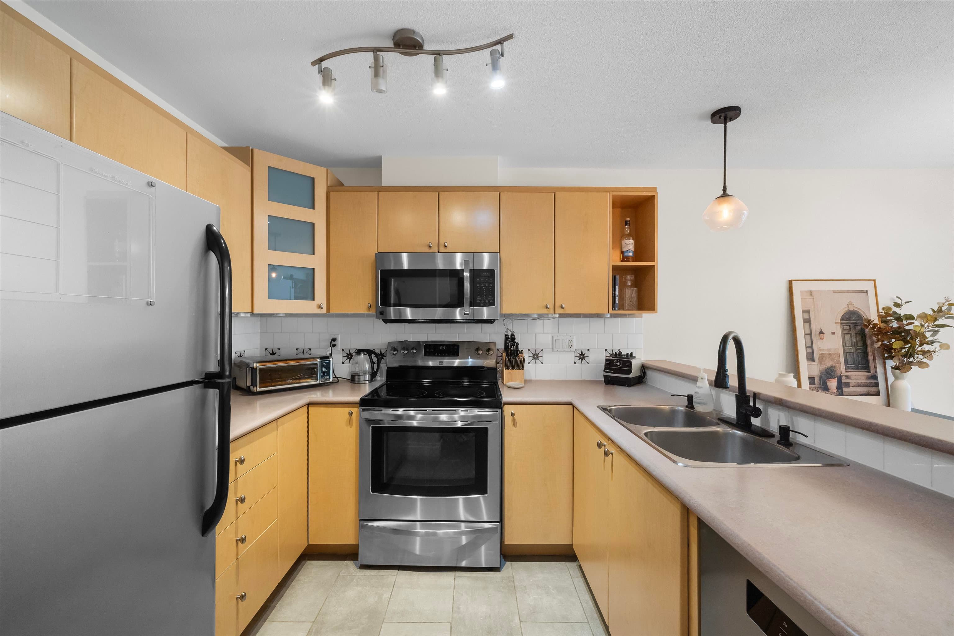 229 - 3122 St Johns Street, Port Moody, V3H 5C8 — photo 4