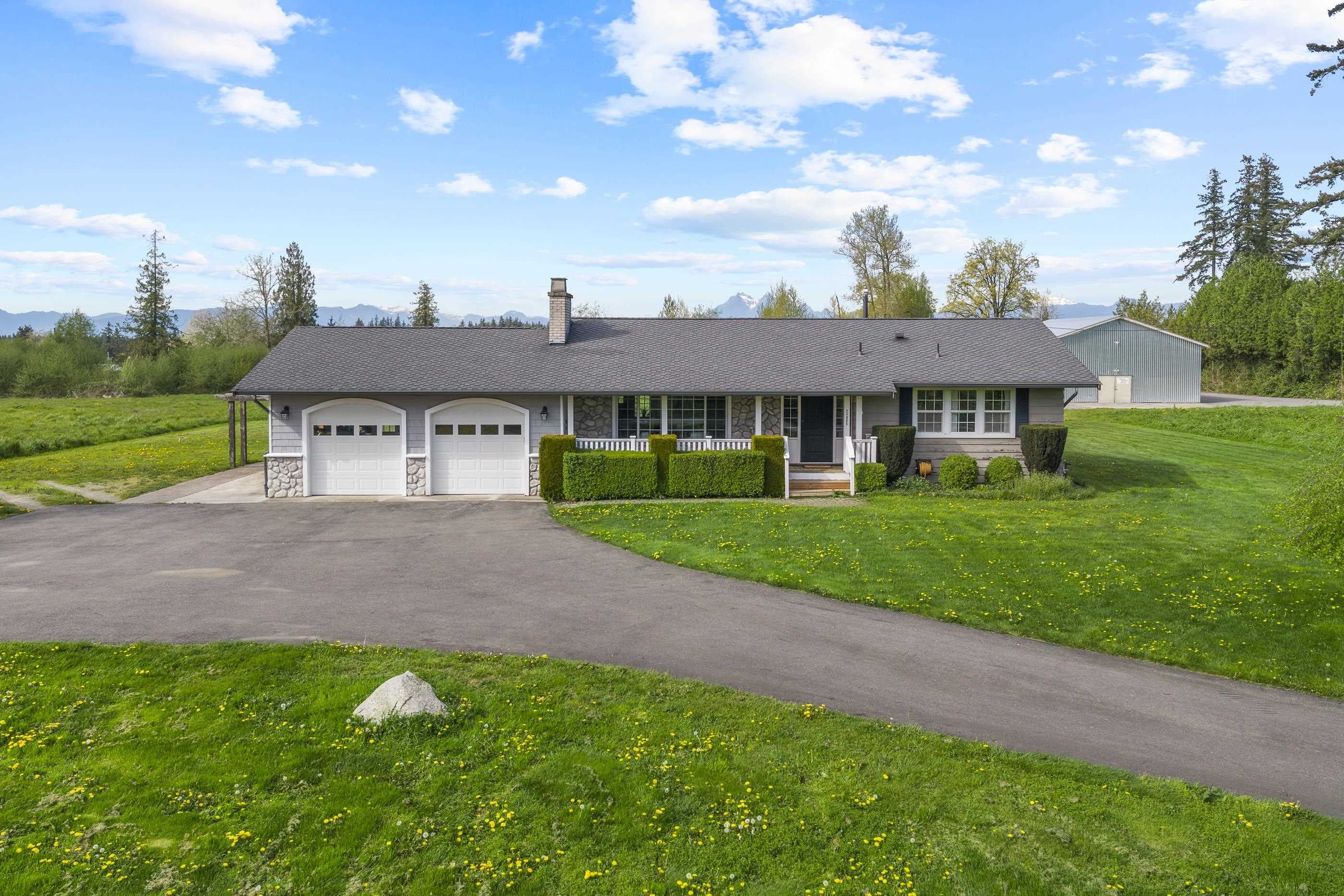 24985 32 Avenue, Langley, V4W 2A1 — photo 1