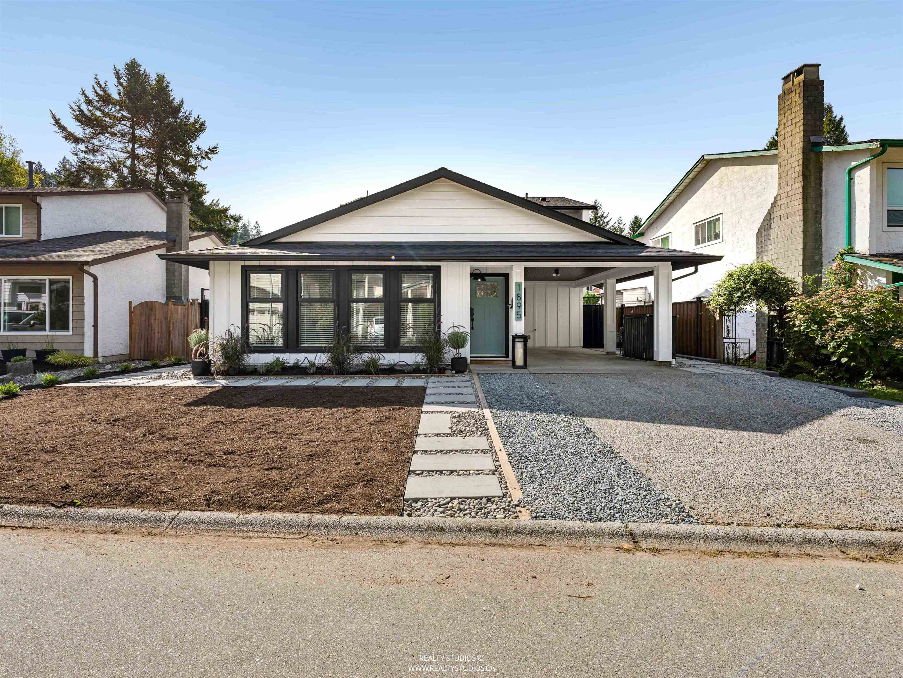 1895 Bow Drive, Coquitlam, V3E 1P7 — photo 1