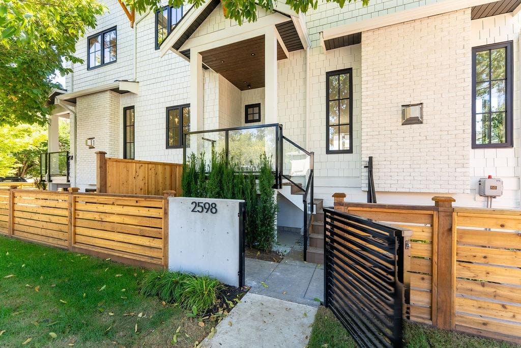 2598 E 16th Avenue, Vancouver, V5M 2L5 — photo 5