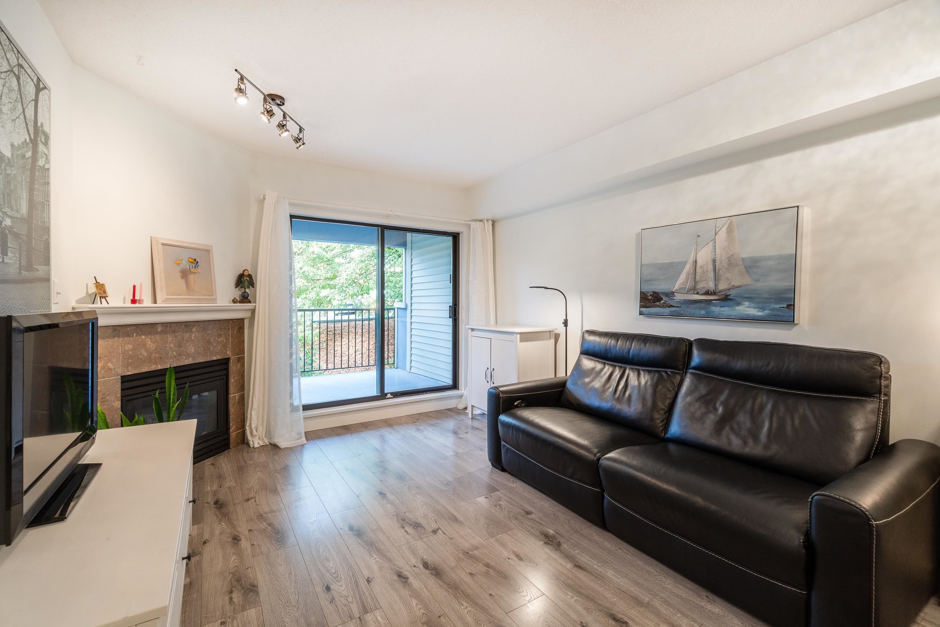 208 - 102 Begin Street, Coquitlam, V3K 4V2 — photo 5