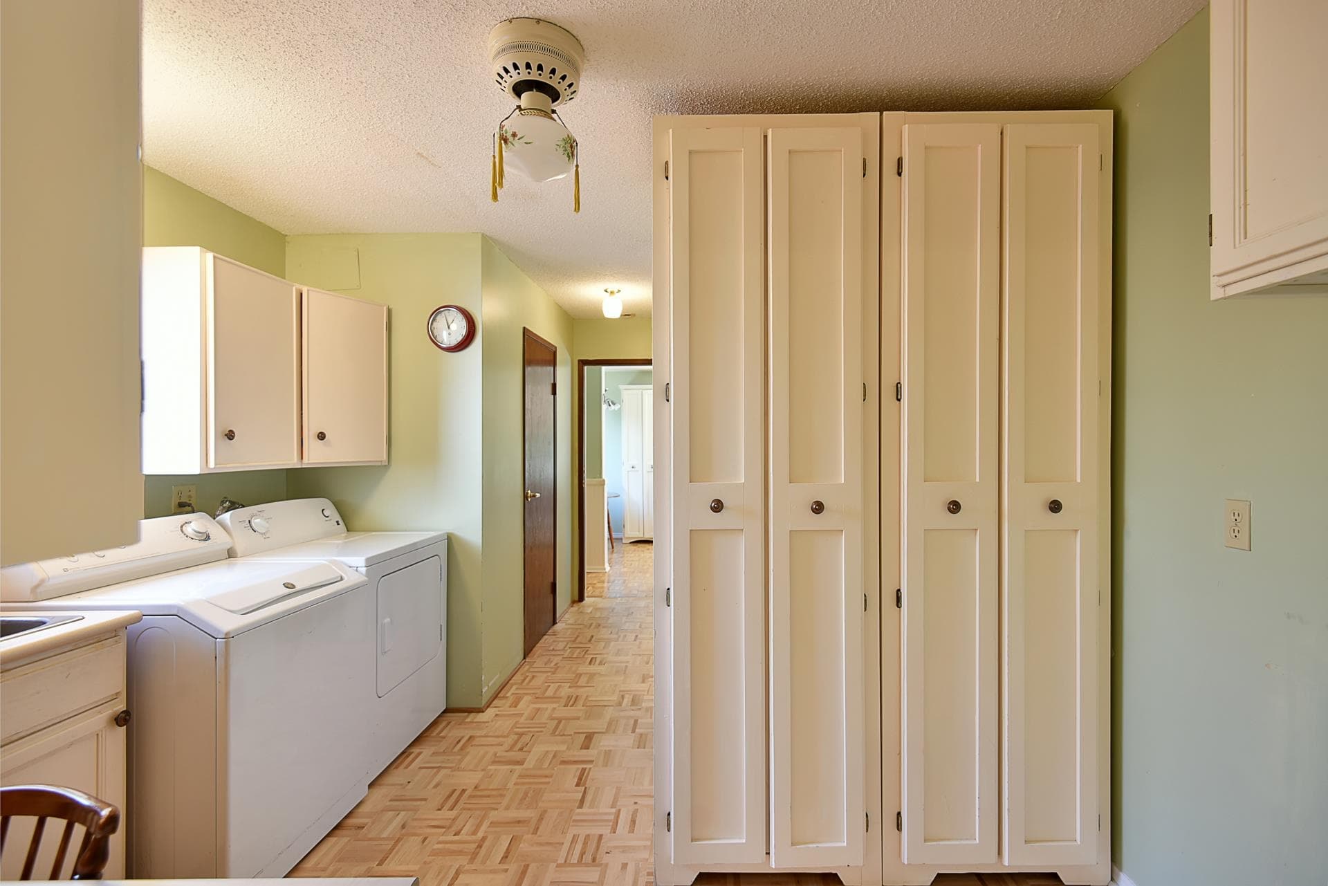 5749 Surf Circle, Sechelt, V0N 3A0 — photo 5