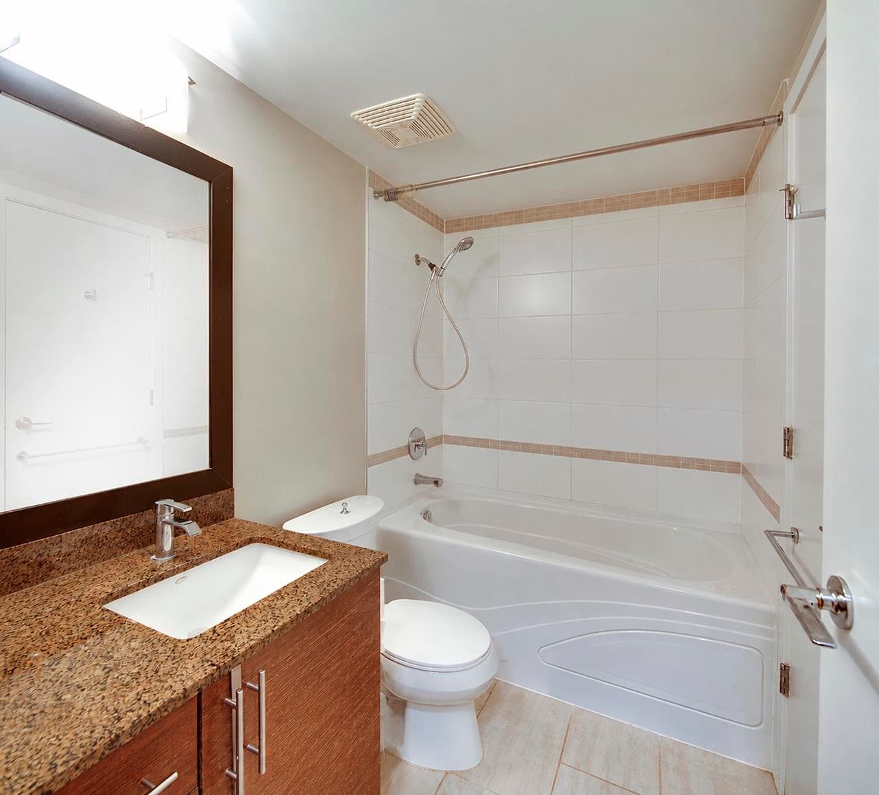 205 - 14300 Riverport Way, Richmond, V6W 0A4 — photo 1