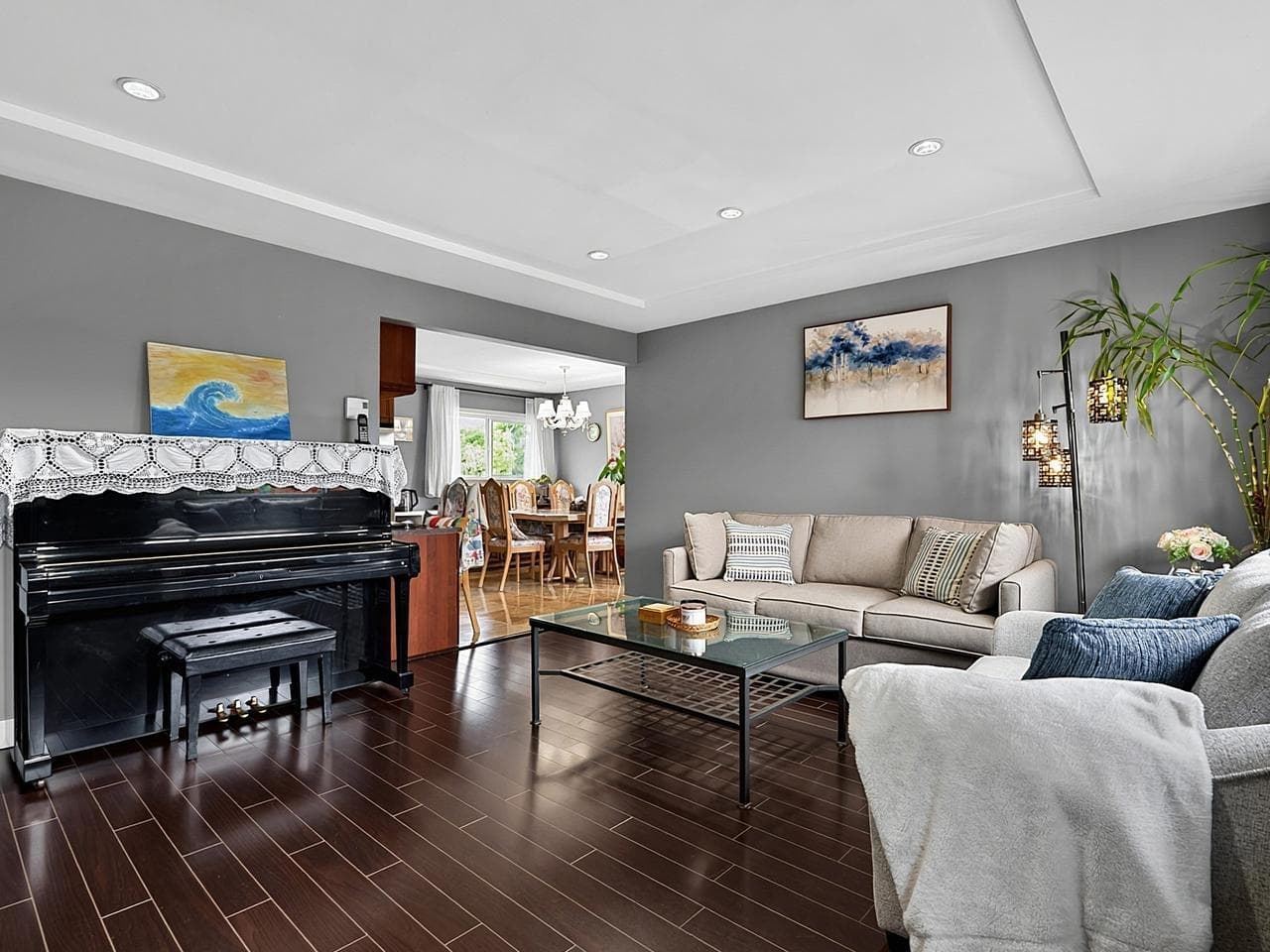 937 Kinsac Street, Coquitlam, V3J 4T8 — photo 4