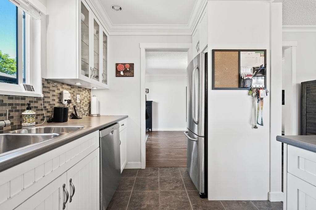 4851 55b Street, Delta, V4K 3V7 — photo 3