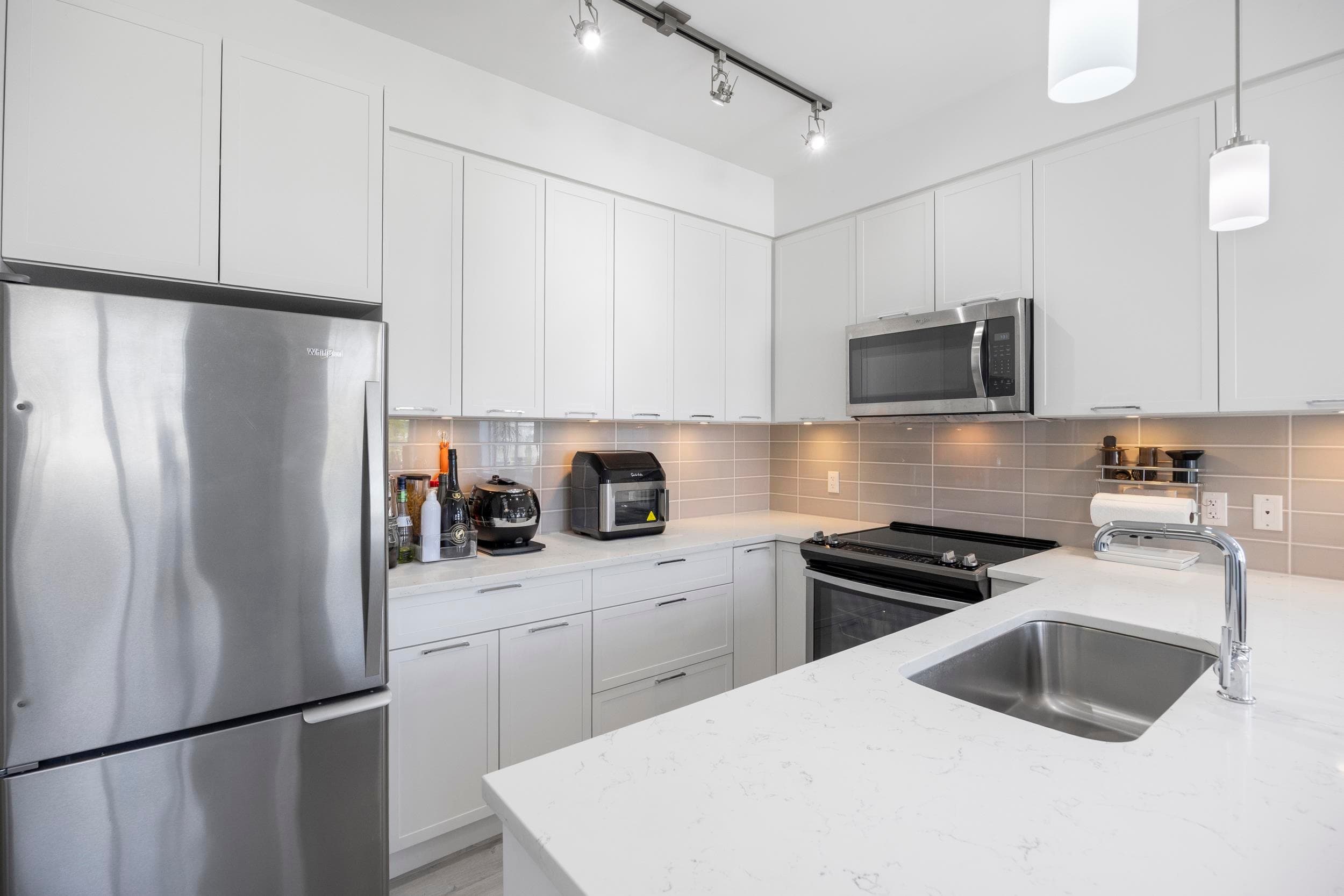 417 - 828 Gauthier Avenue, Coquitlam