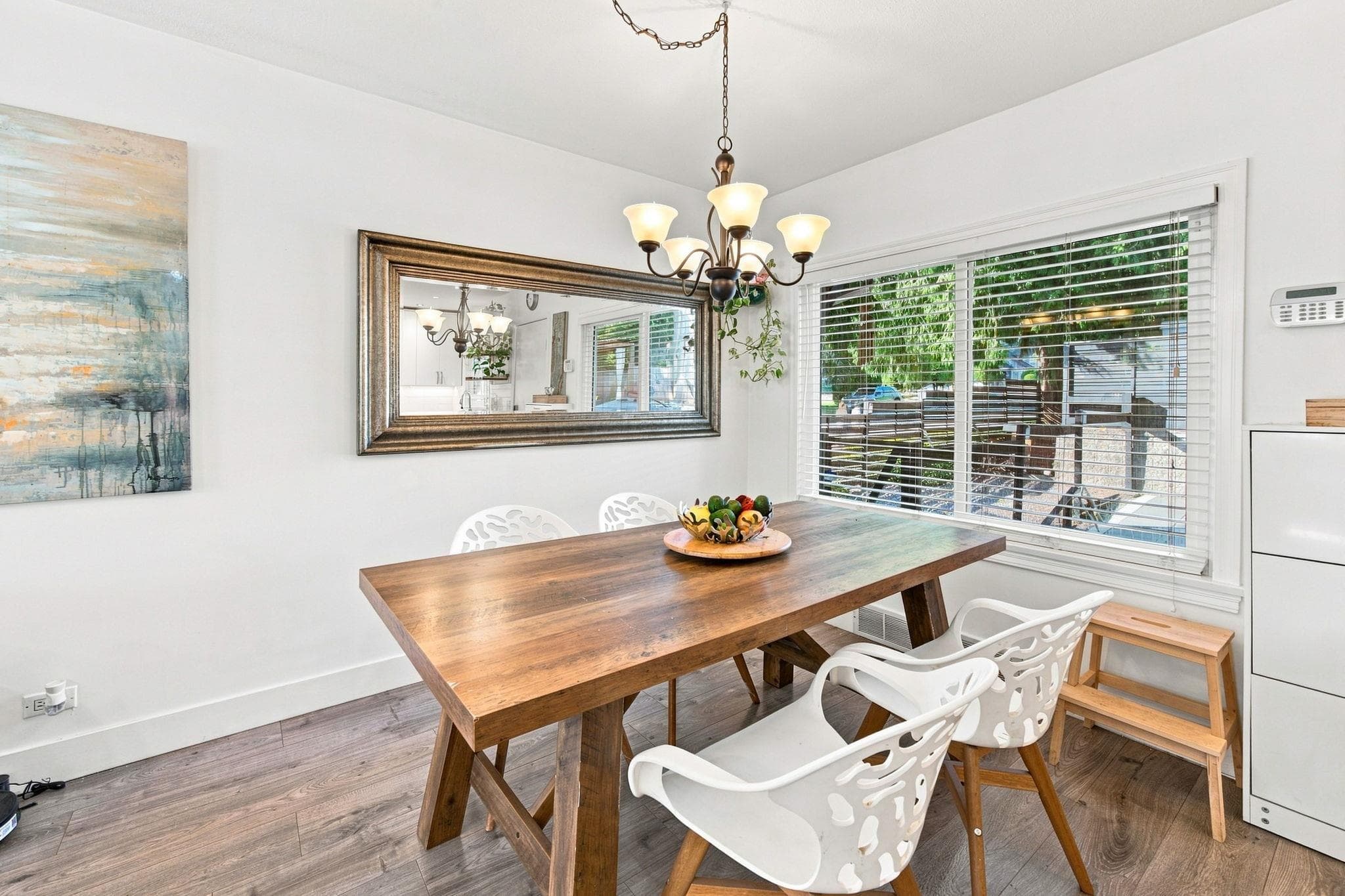 300 E 25th Street, North Vancouver, V7N 1A3 — photo 5