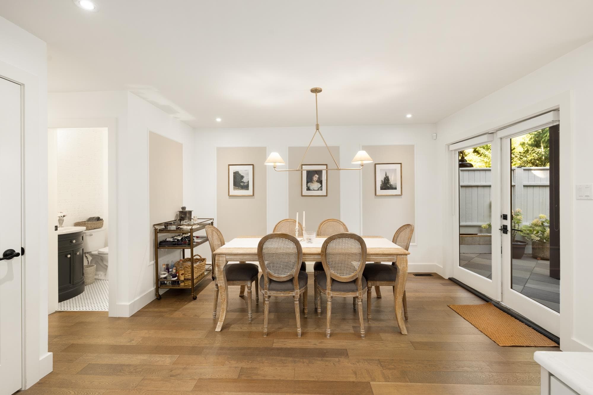 3558 Everglade Place, North Vancouver, V7N 3T9 — photo 3