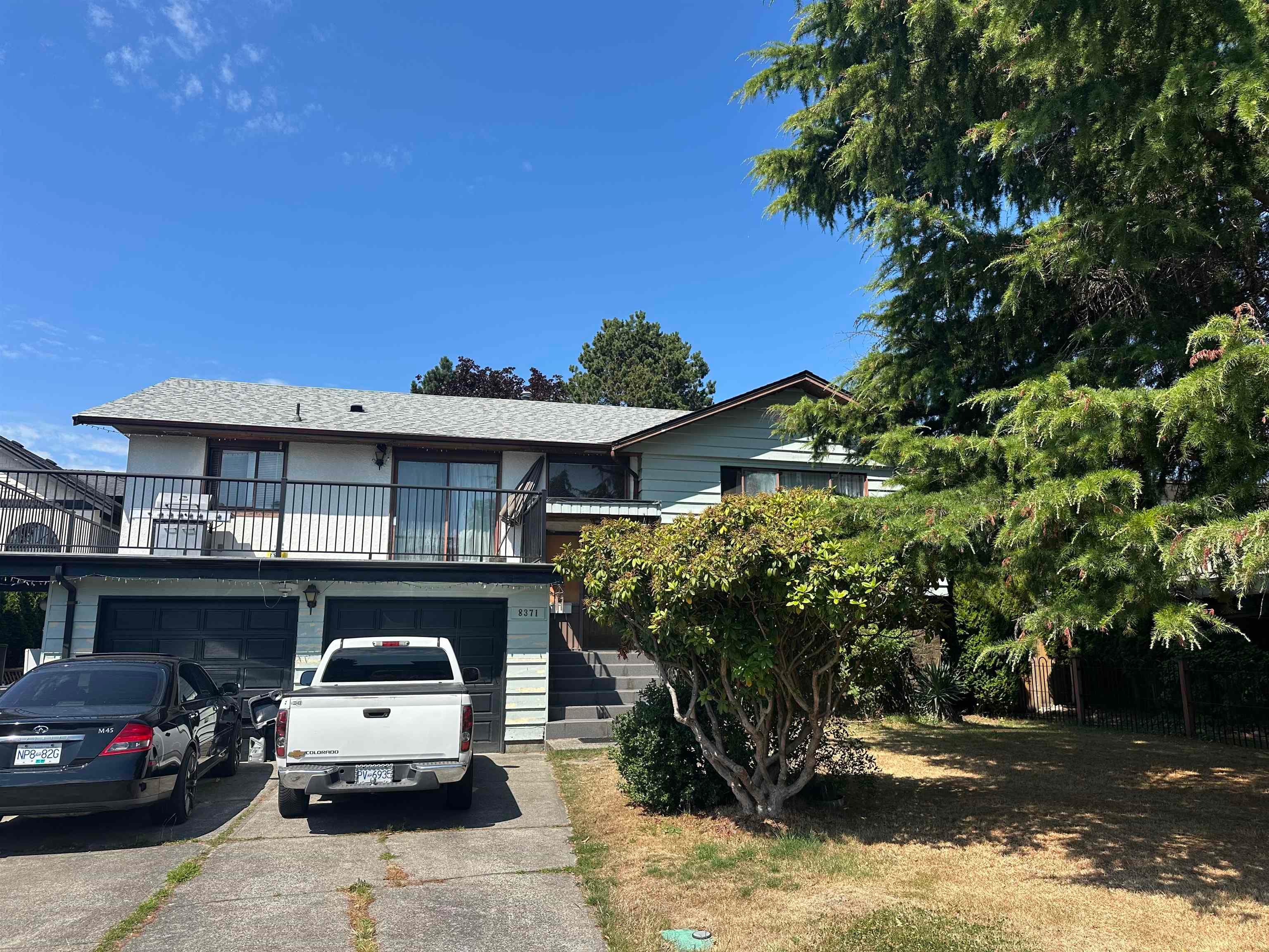 8371 Lunen Road, Richmond, V6Y 2X1 — photo 1
