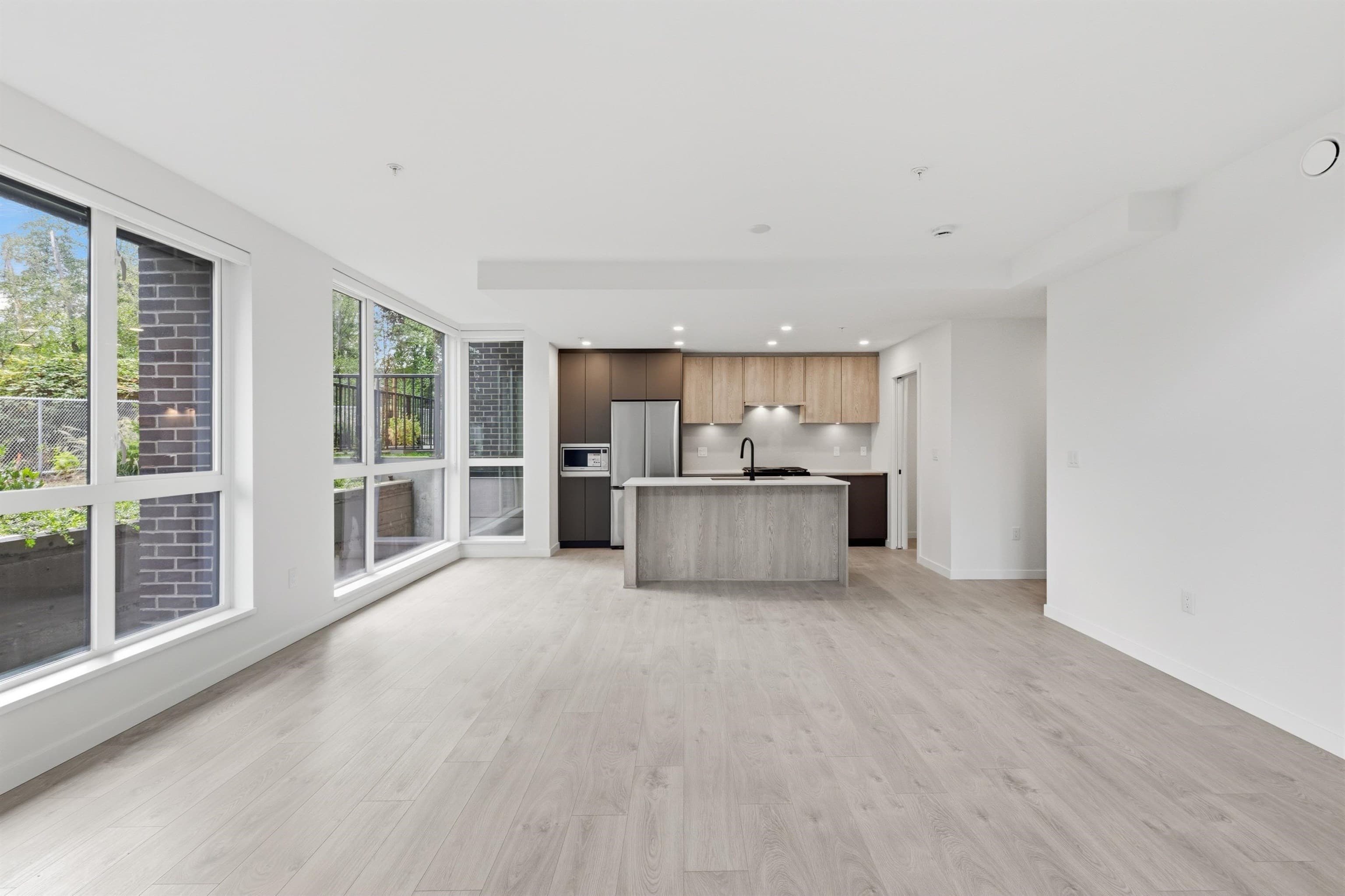 102 - 6585 195a Street, Surrey, V4N 6B5 — photo 5