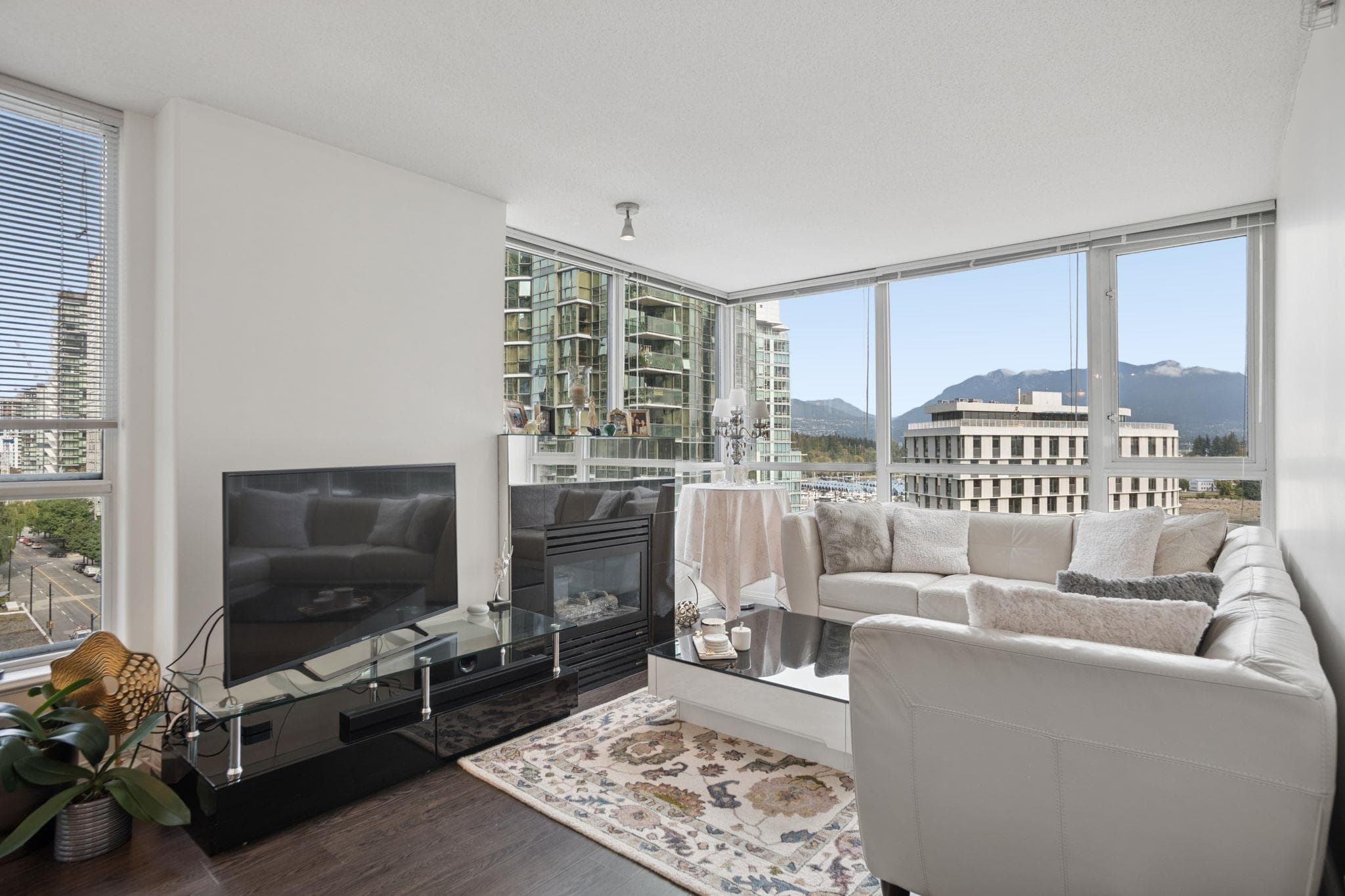 1005 - 1328 W Pender Street, Vancouver, V6E 4T1 — photo 5