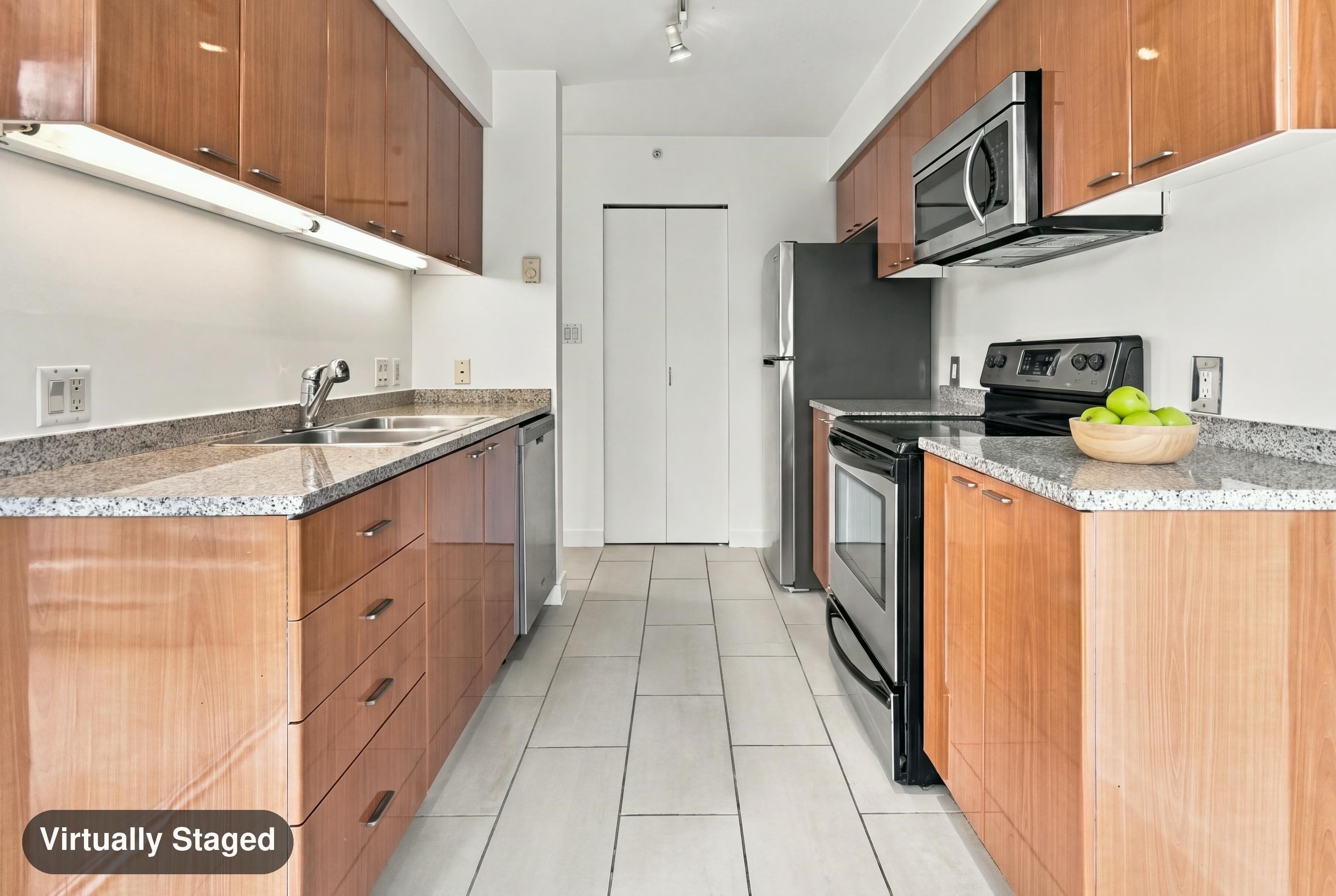 606 - 1288 W Georgia Street, Vancouver, V6E 4R3 — photo 5