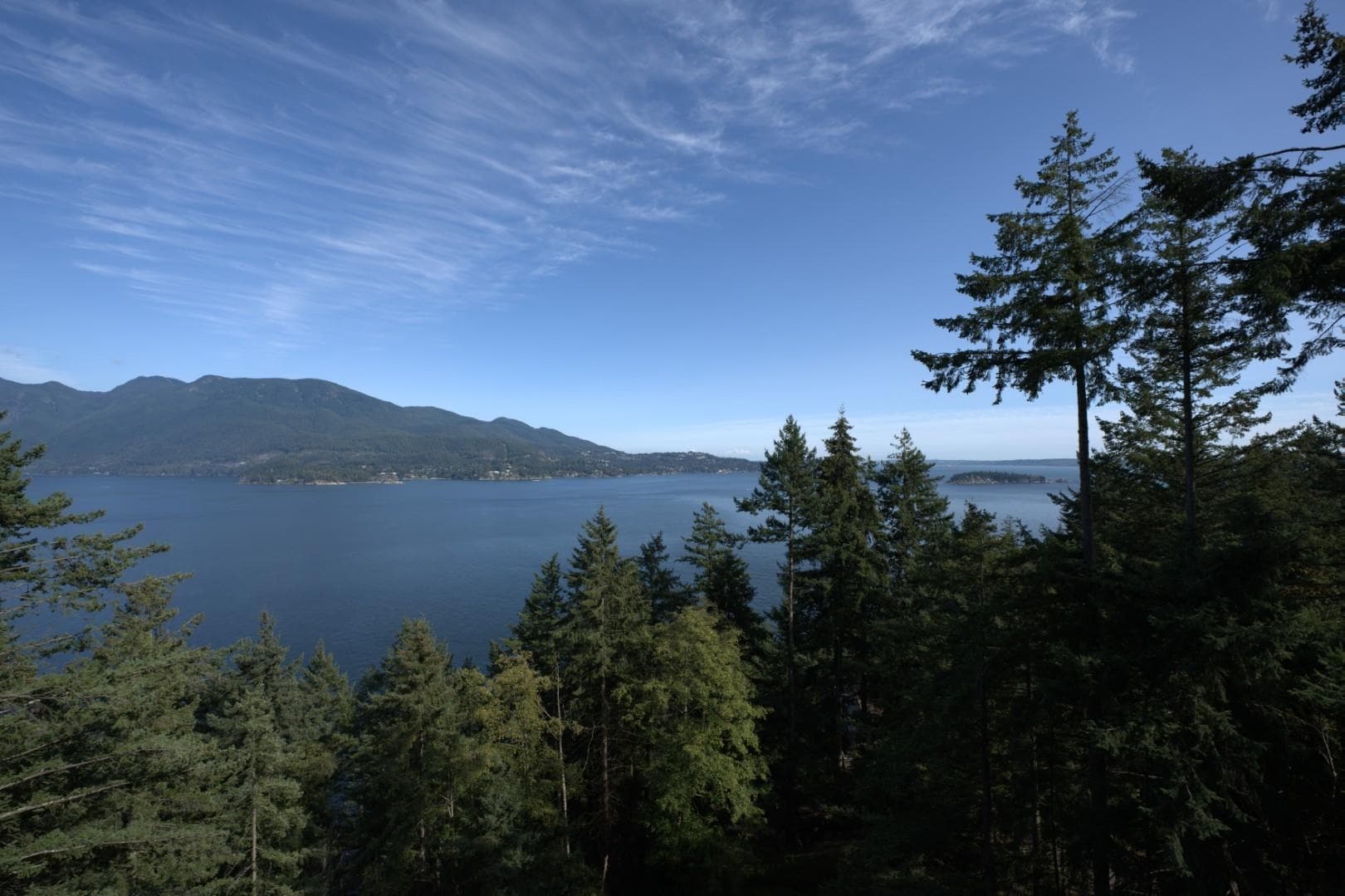 687 Channelview Drive, Bowen Island, V0N 1G1 — photo 2