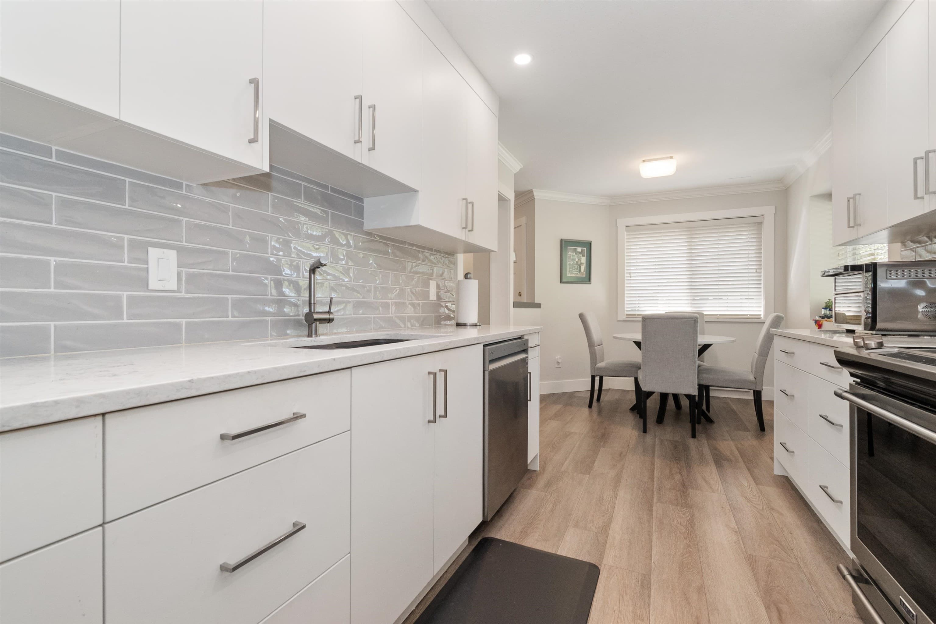 14 - 46349 Cessna Drive, Chilliwack, V2P 1A7 — photo 3