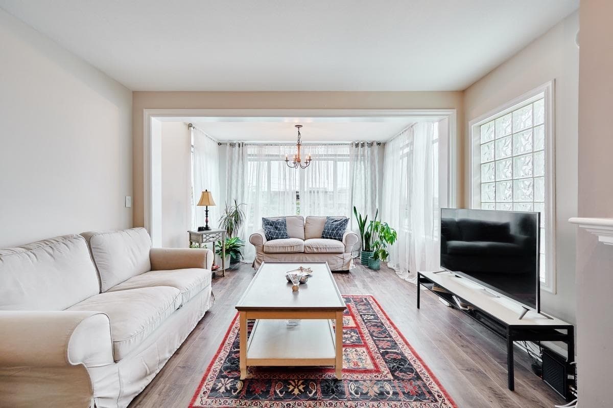 307 - 855 W 16th Street, North Vancouver