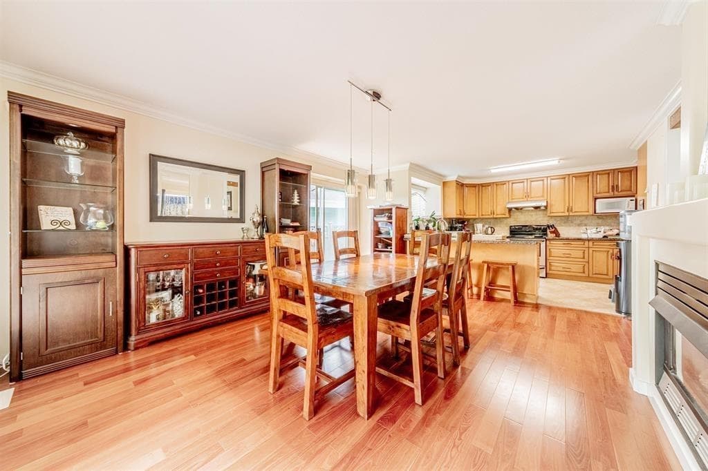 14636 18 Avenue, Surrey, V4A 7R3 — photo 2