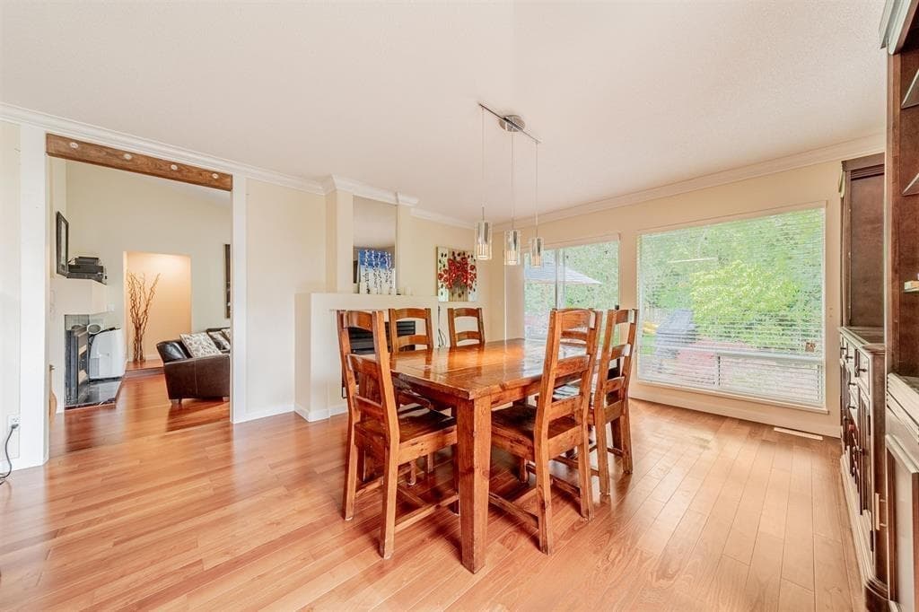 14636 18 Avenue, Surrey, V4A 7R3 — photo 3