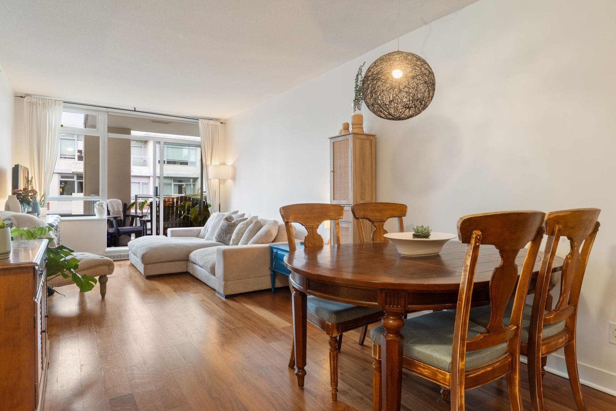 608 - 2228 W Broadway, Vancouver, V6K 0B1 — photo 1