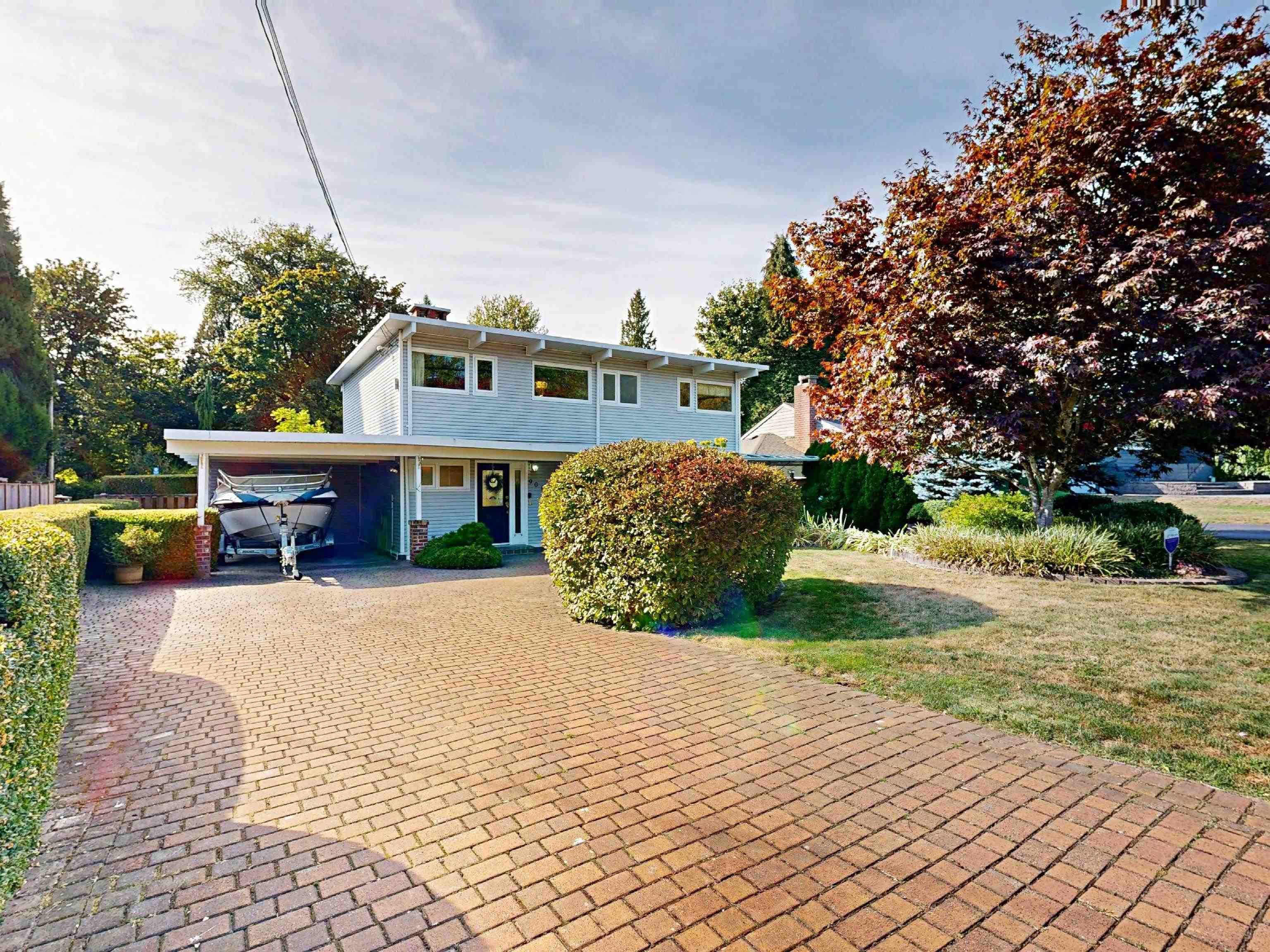 901 Dundonald Drive, Port Moody, V3H 1B8 — photo 1