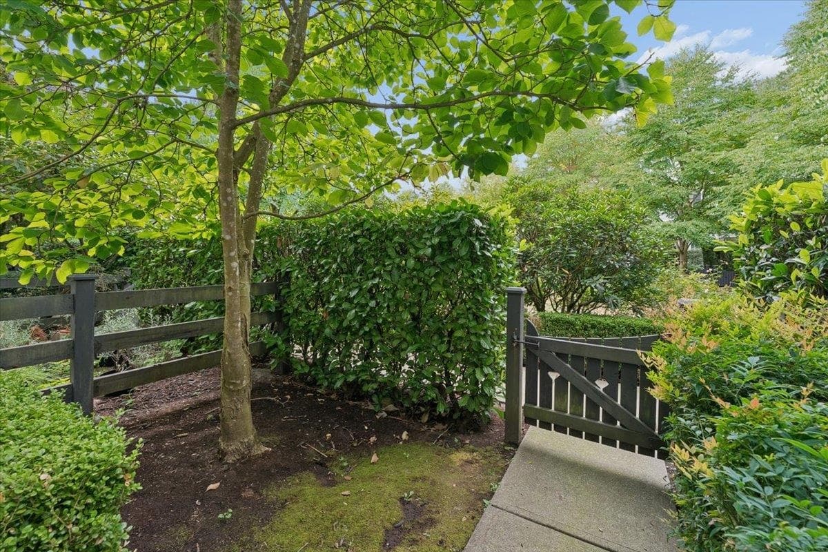 42 - 3010 Riverbend Drive, Coquitlam, V3C 0B8 — photo 3
