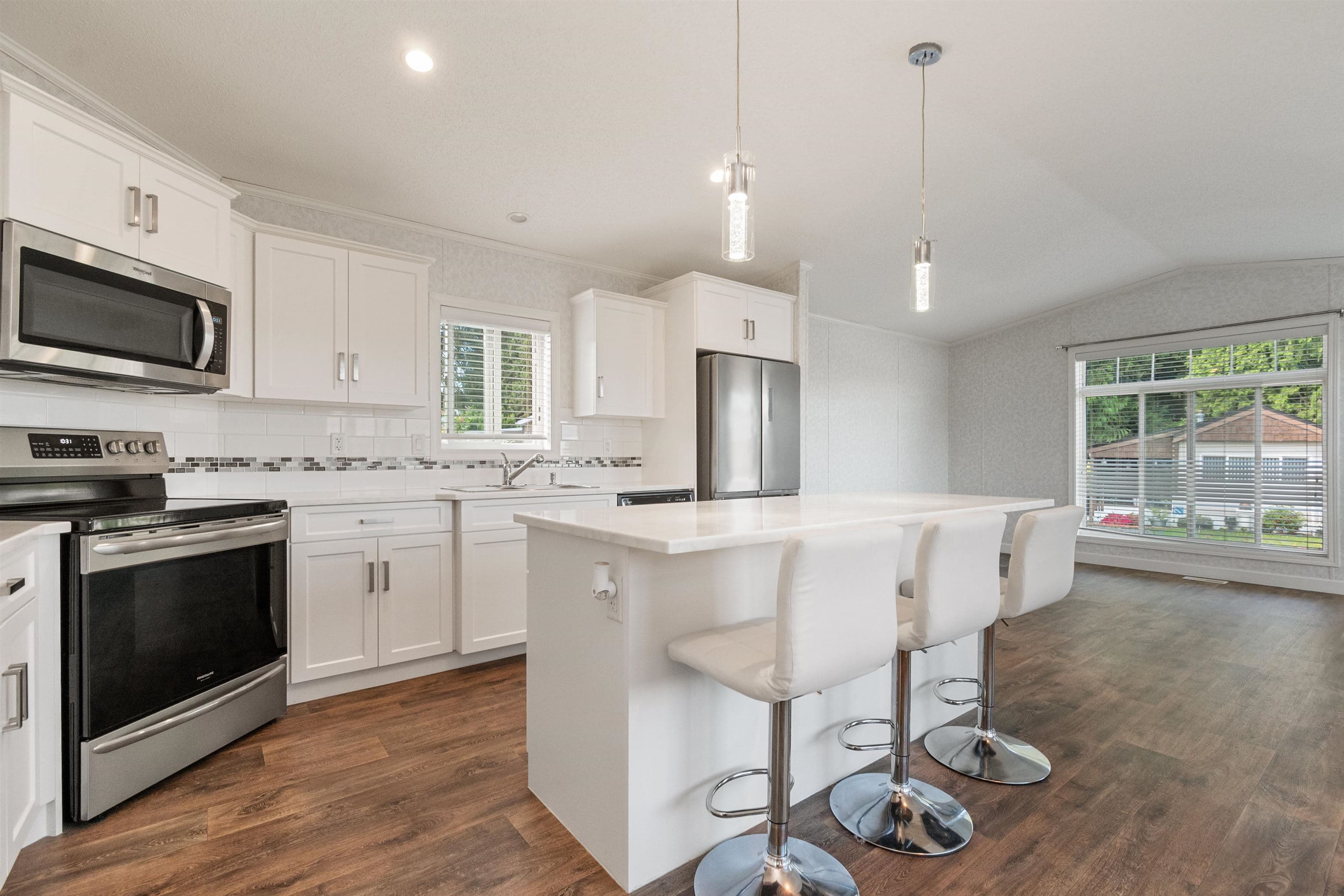 25 - 6035 Vedder Road, Chilliwack, V2R 1E5 — photo 1