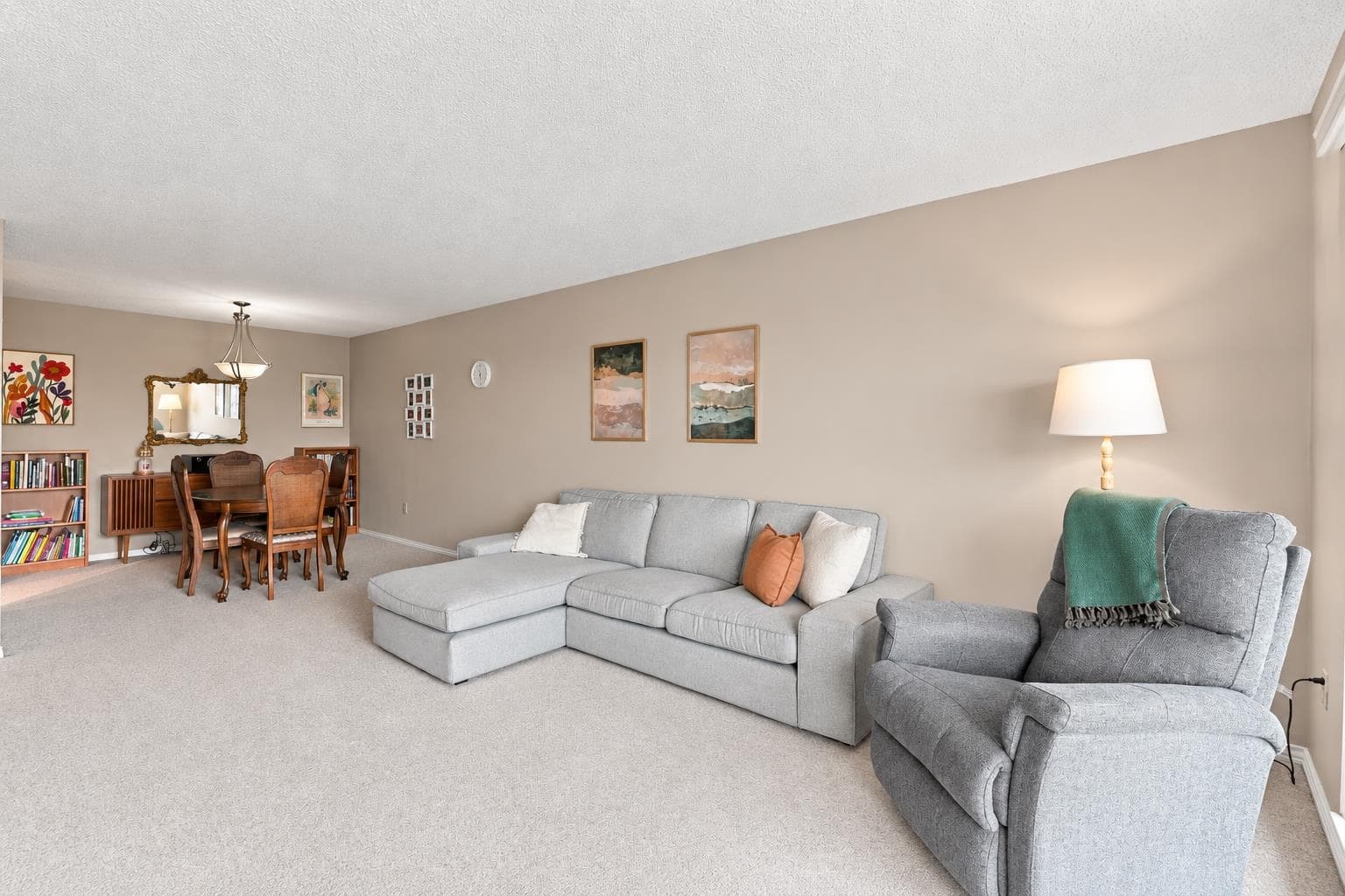 203 - 1840 E Southmere Crescent, Surrey, V4A 9C5 — photo 2