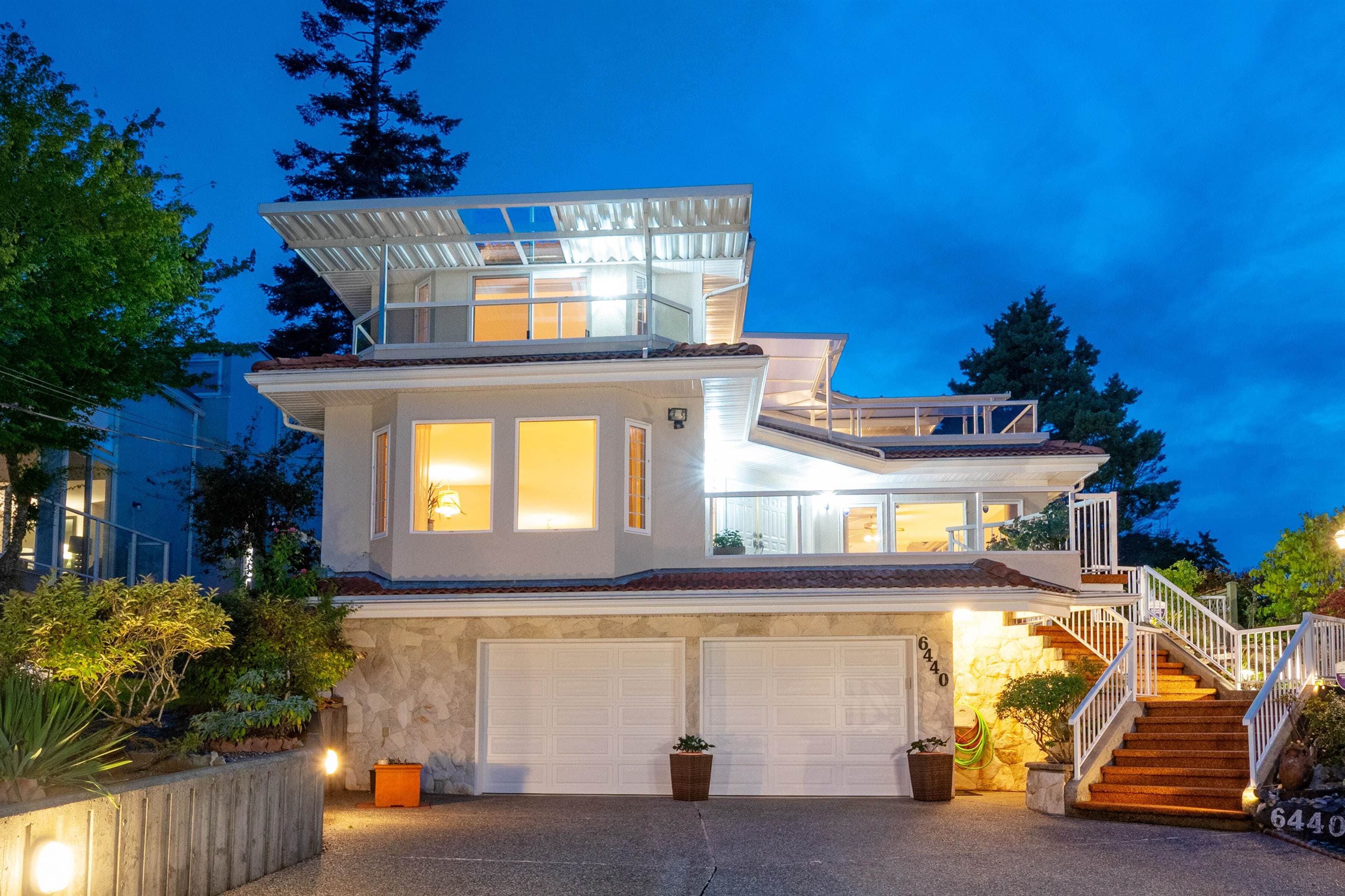 6440 Rosebery Avenue, West Vancouver, V7W 2C6 — photo 1