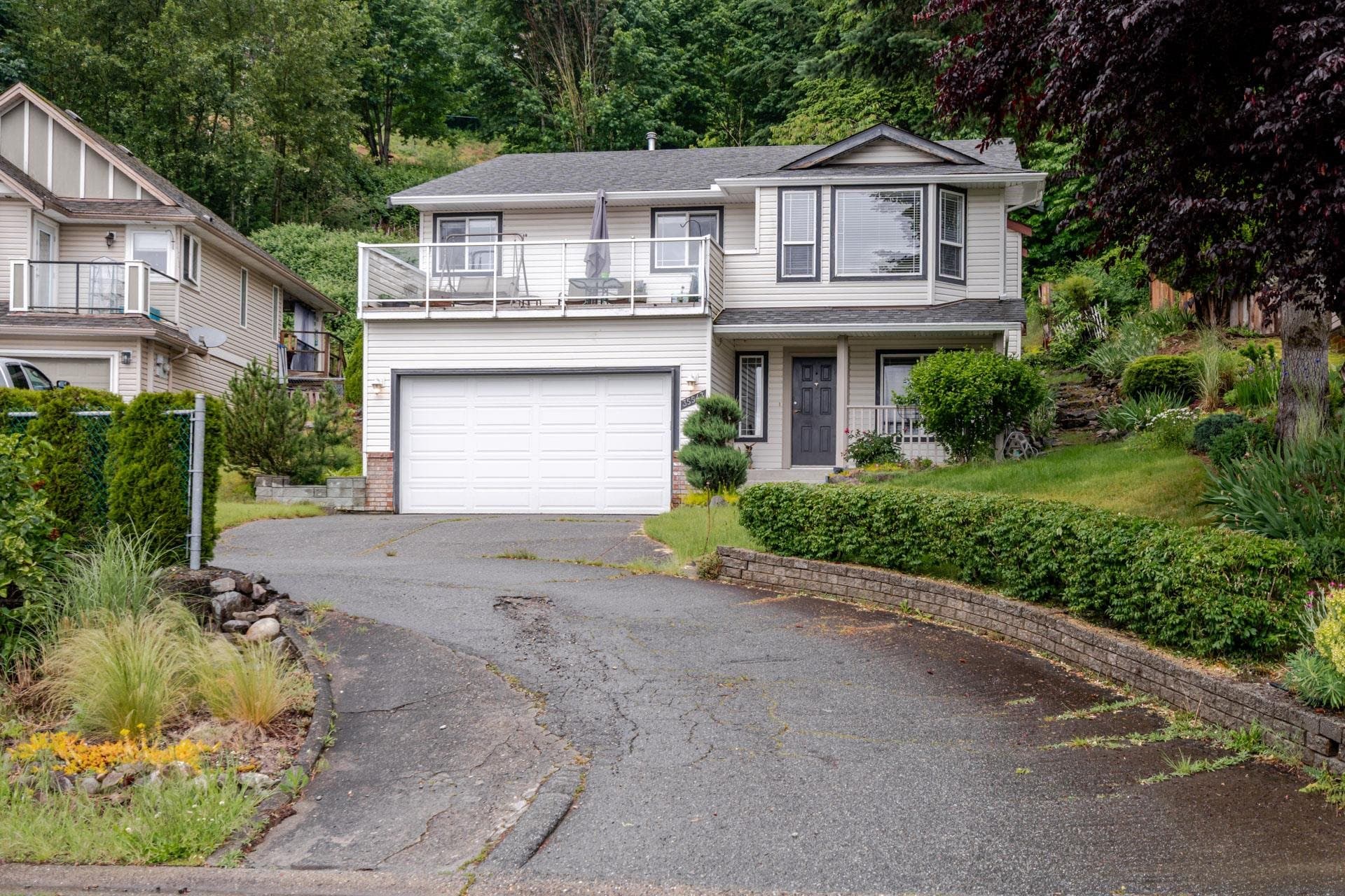 35543 Dina Place, Abbotsford, V3G 1L7 — photo 3