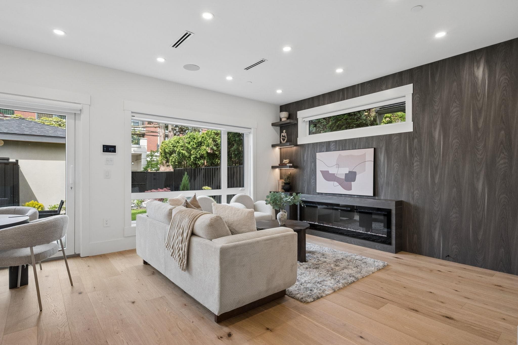 2 - 4549 W 11th Avenue, Vancouver, V6R 2M5 — photo 4