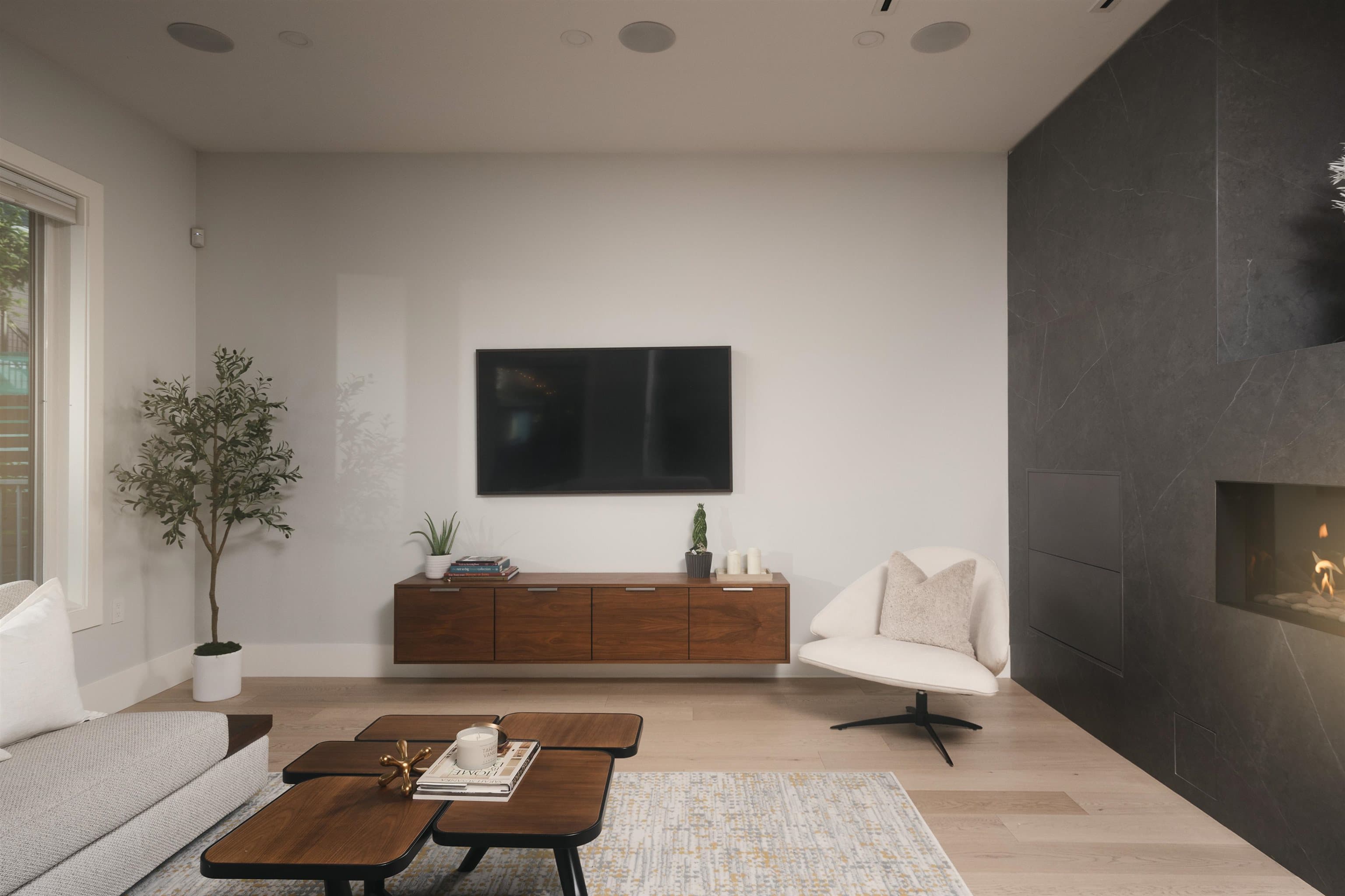 50 Dieppe Place, Vancouver, V5M 4A3 — photo 4
