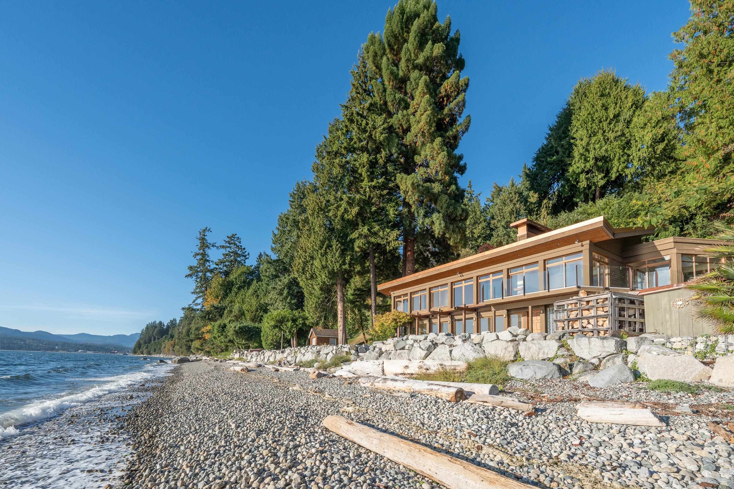 4893 Sunshine Coast Highway, Sechelt, V7Z 0B6 — photo 1