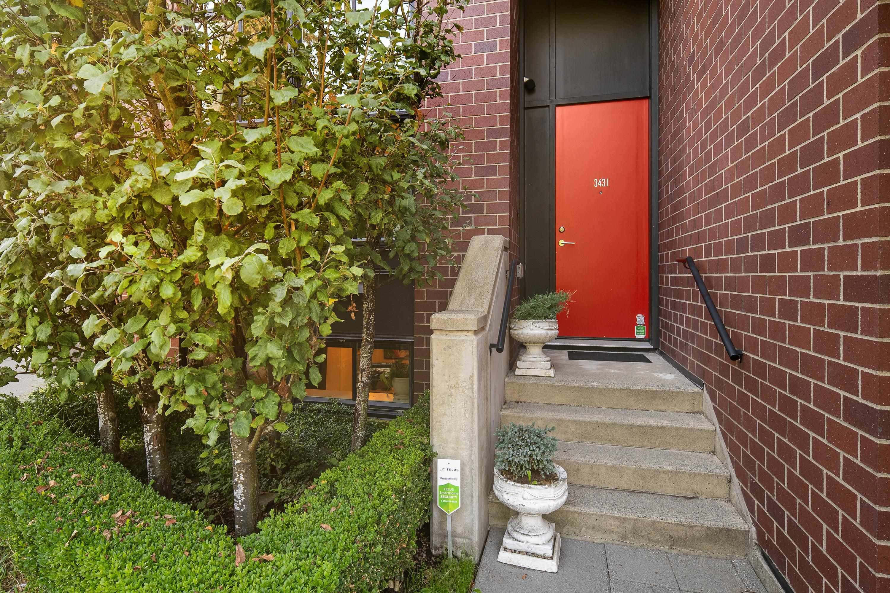 3431 Porter Street, Vancouver, V5N 4H2 — photo 2