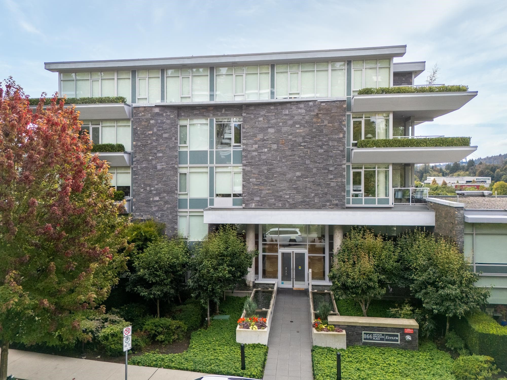 303 - 866 Arthur Erickson Place, West Vancouver, V7T 0B2 — photo 2